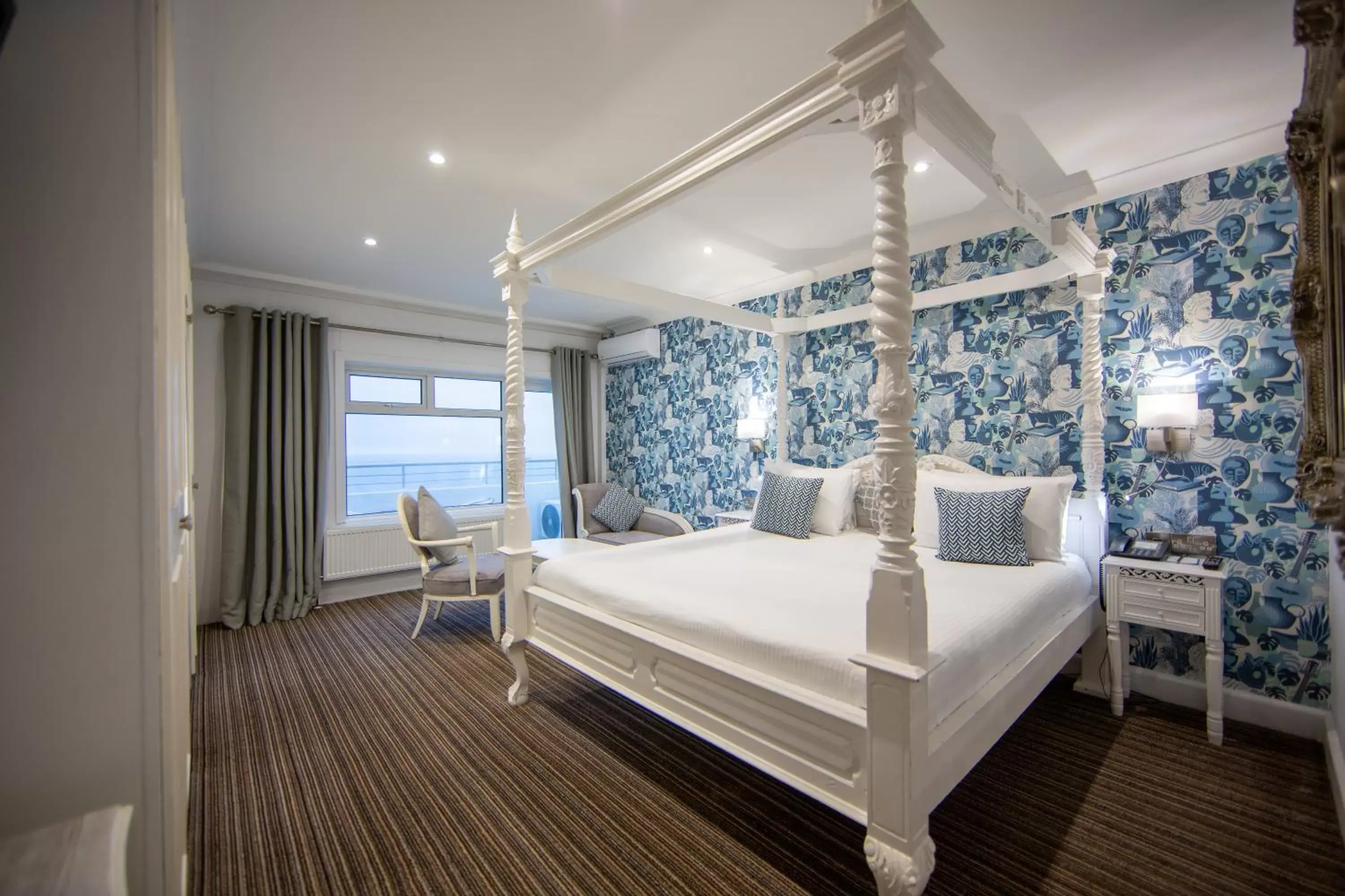 Bedroom, Bed in Cumberland Hotel - OCEANA COLLECTION