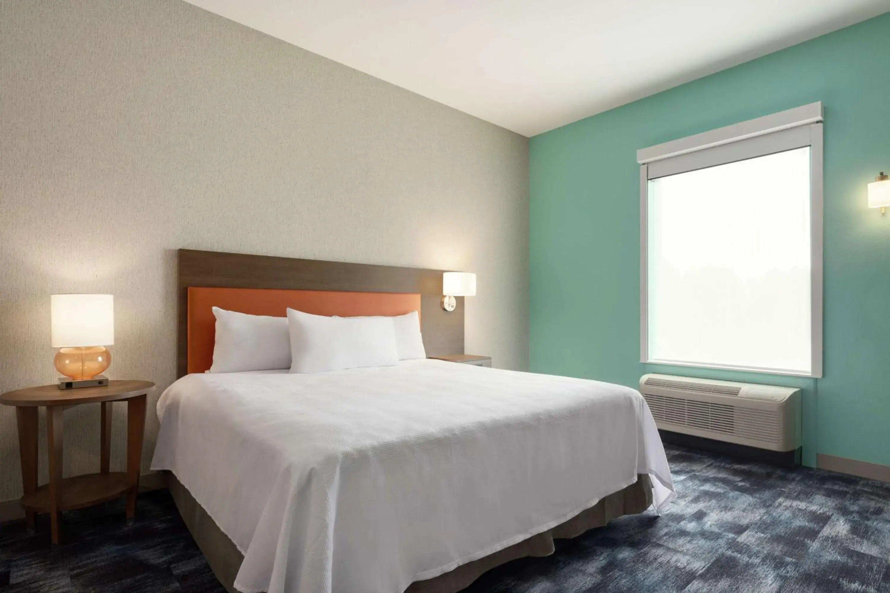 Bedroom, Bed in Home2 Suites by Hilton Vicksburg, MS