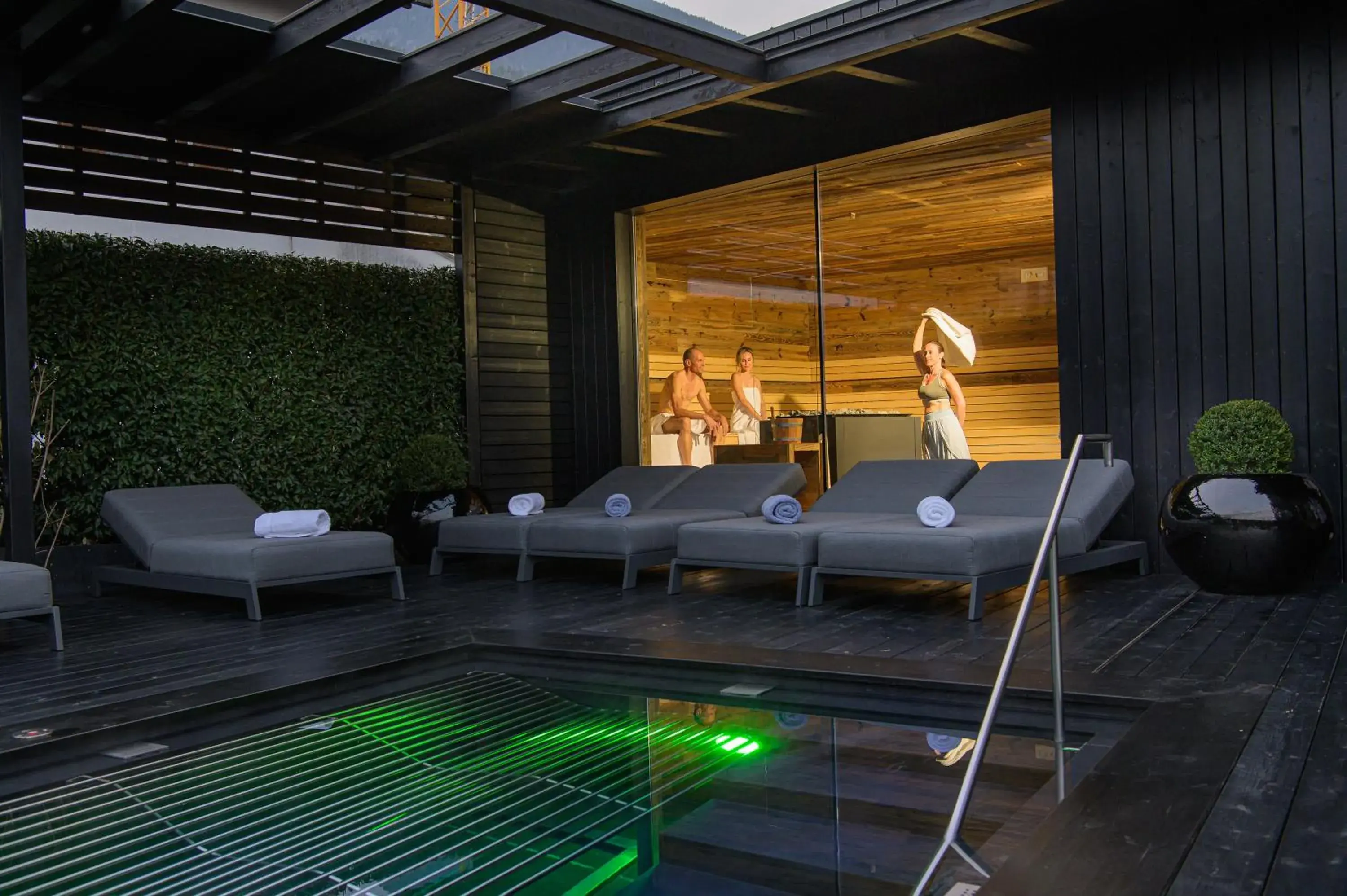 Sauna, Swimming Pool in Hotel Tirolensis