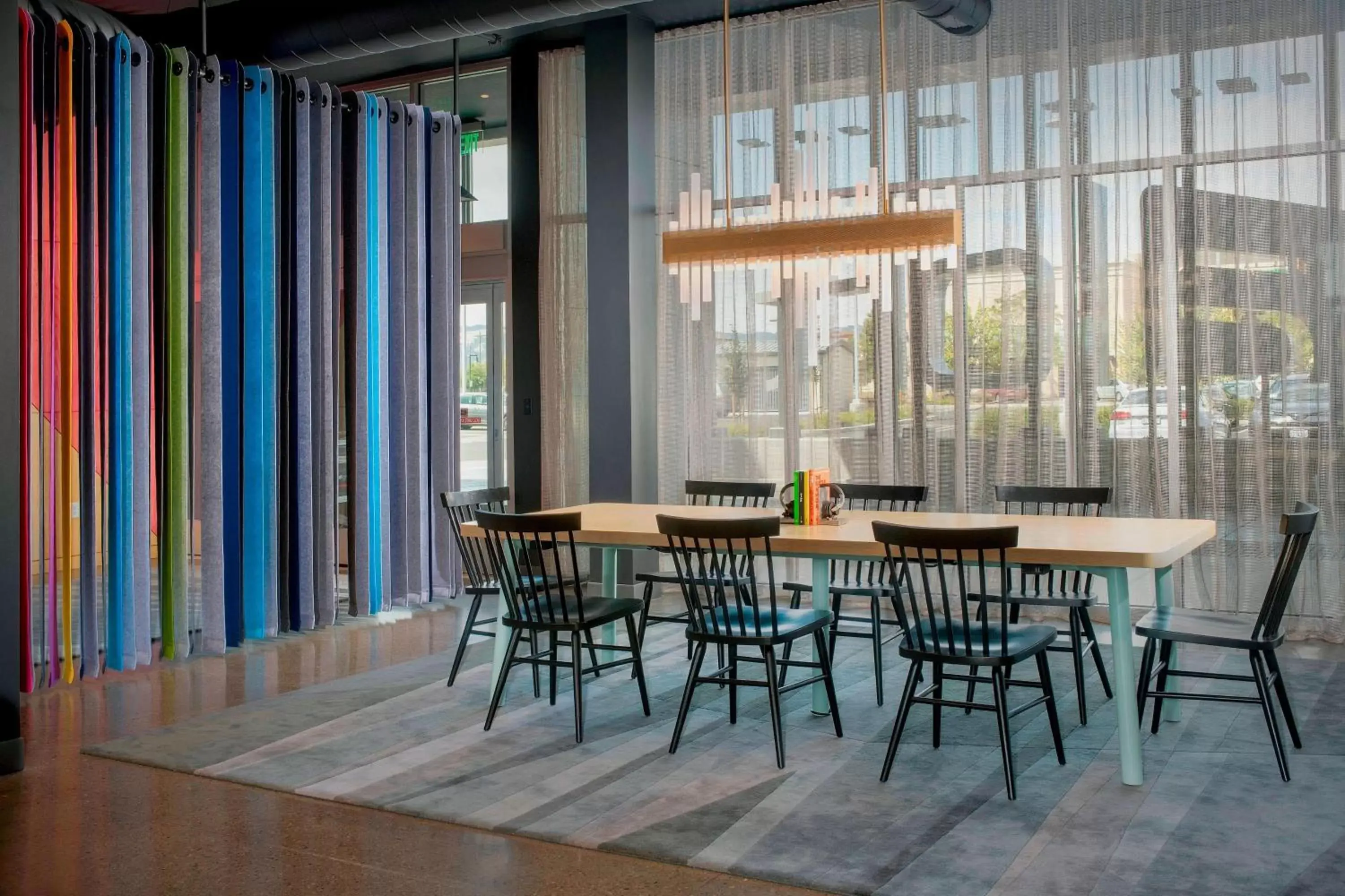 Lounge or bar, Dining Area in Aloft Nashville Airport