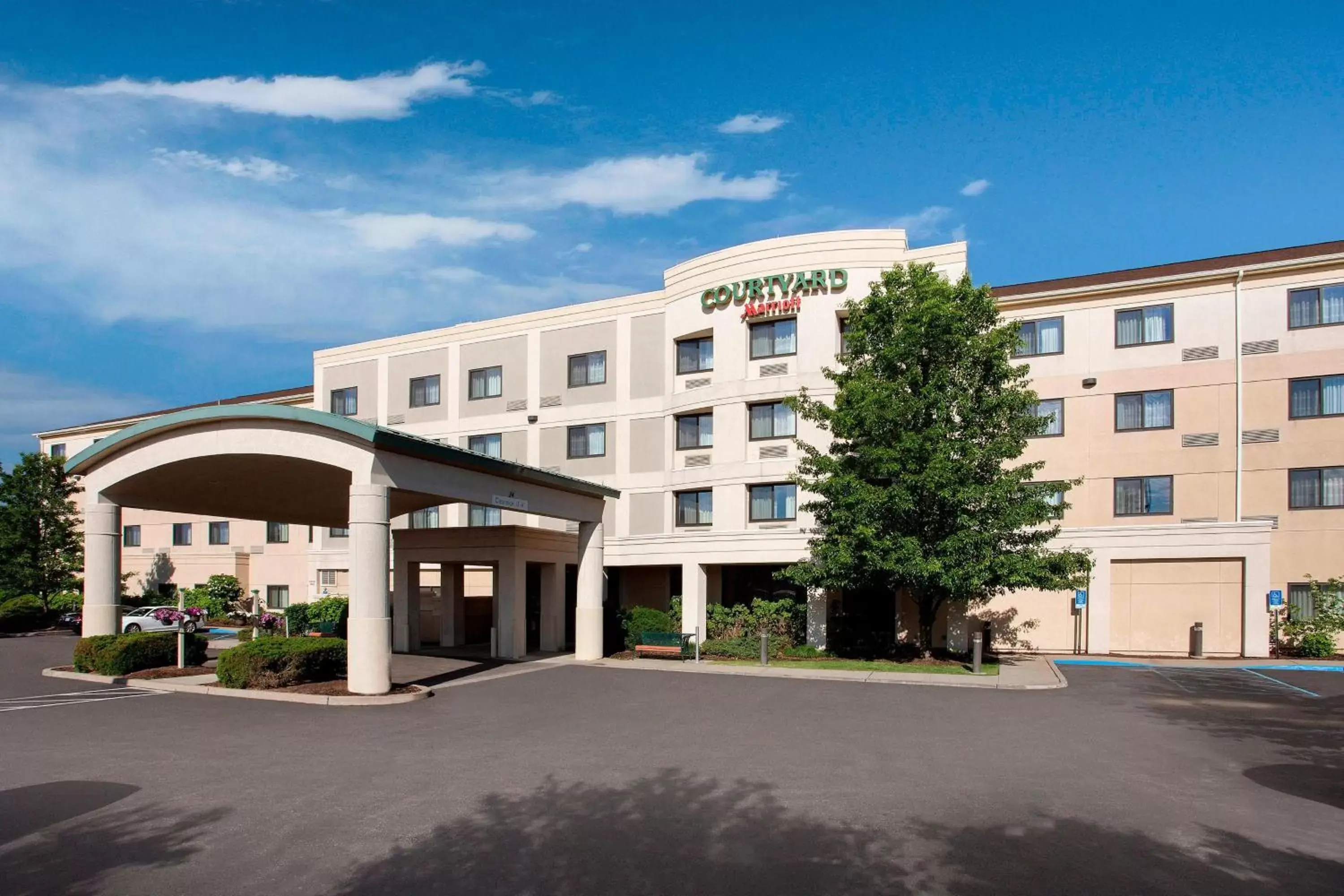 Property Building in Courtyard by Marriott Middletown Goshen