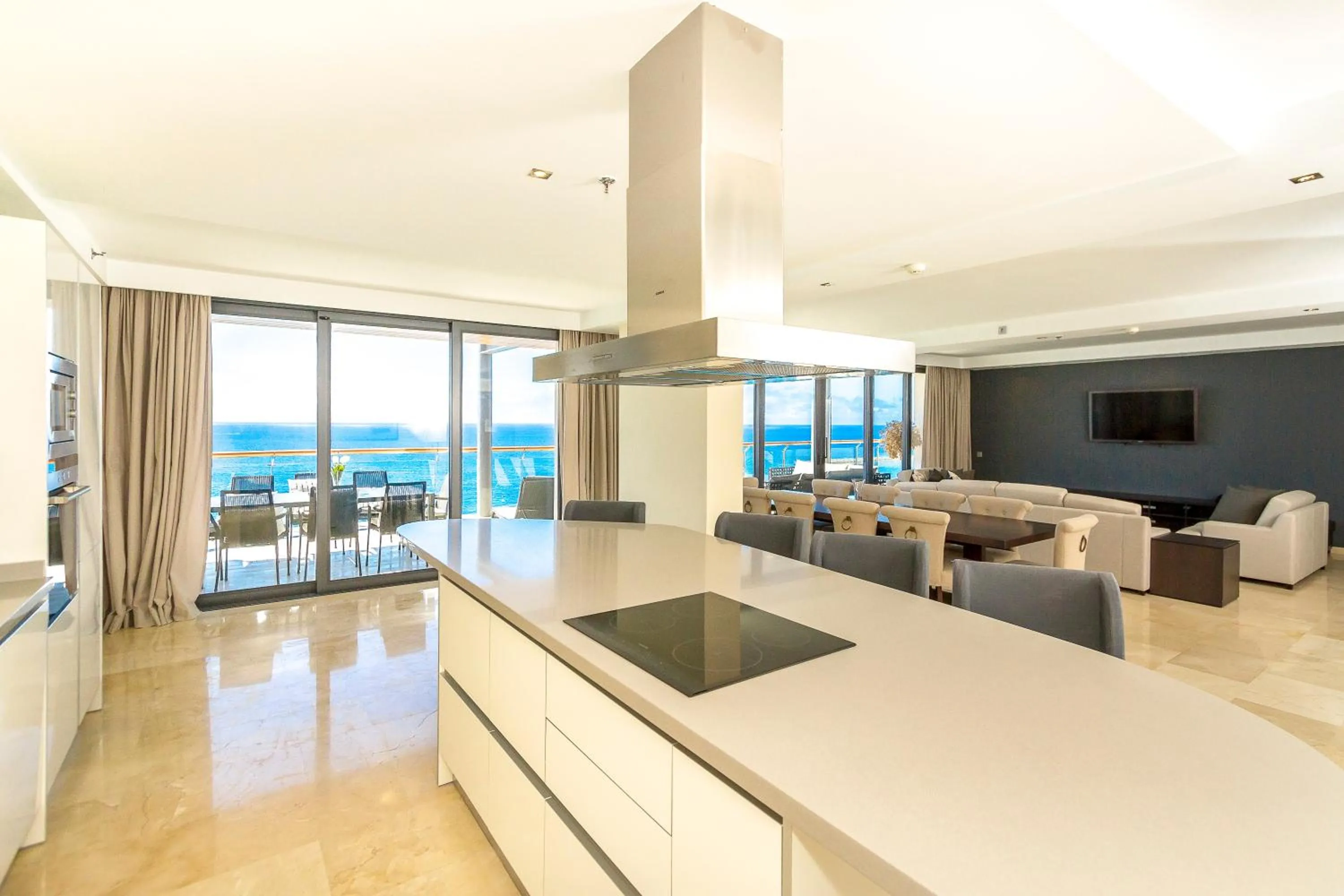 Kitchen or kitchenette in Radisson Blu Resort Gran Canaria