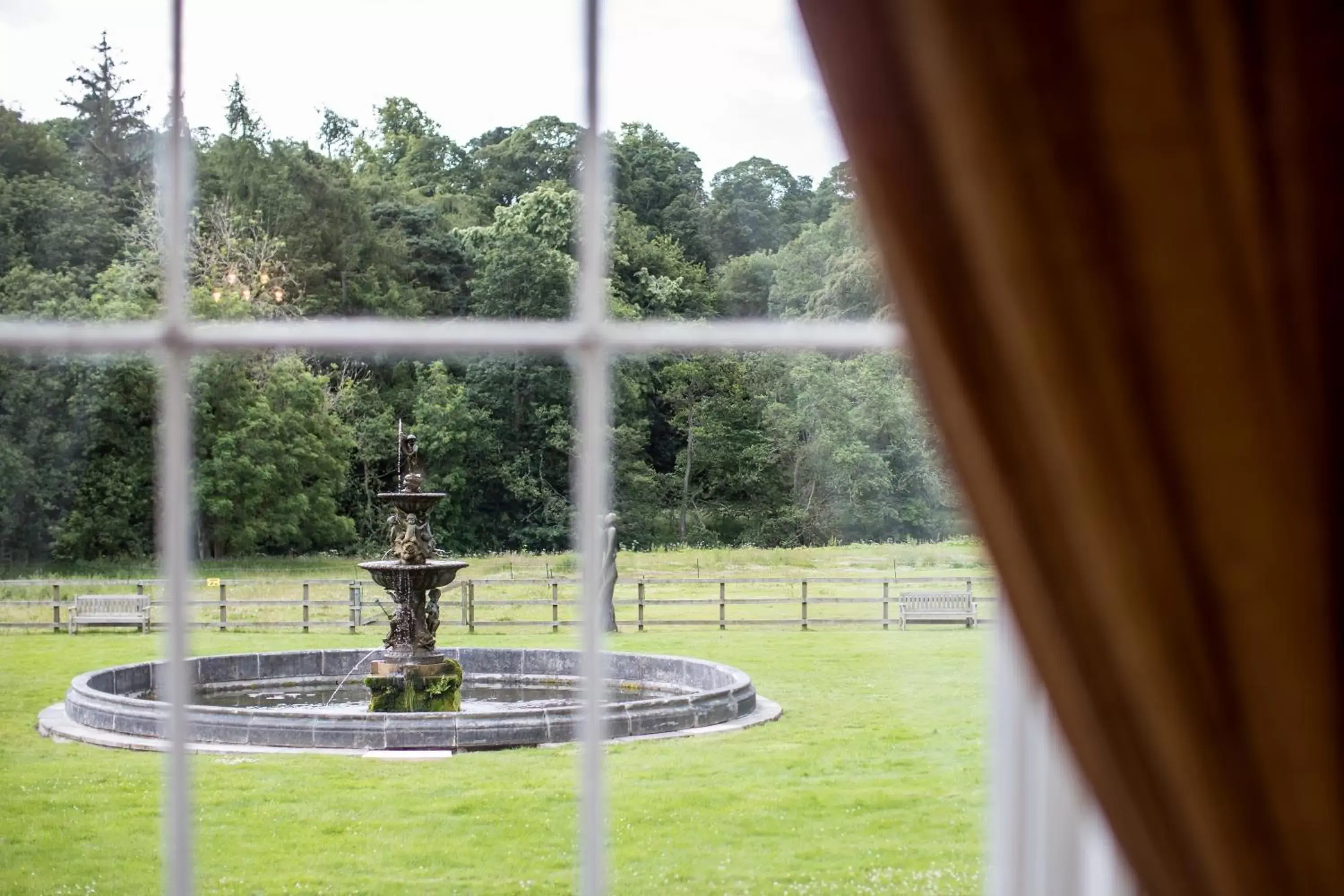 Garden view in Melville Castle Hotel Garden view in Melville Castle Hotel
