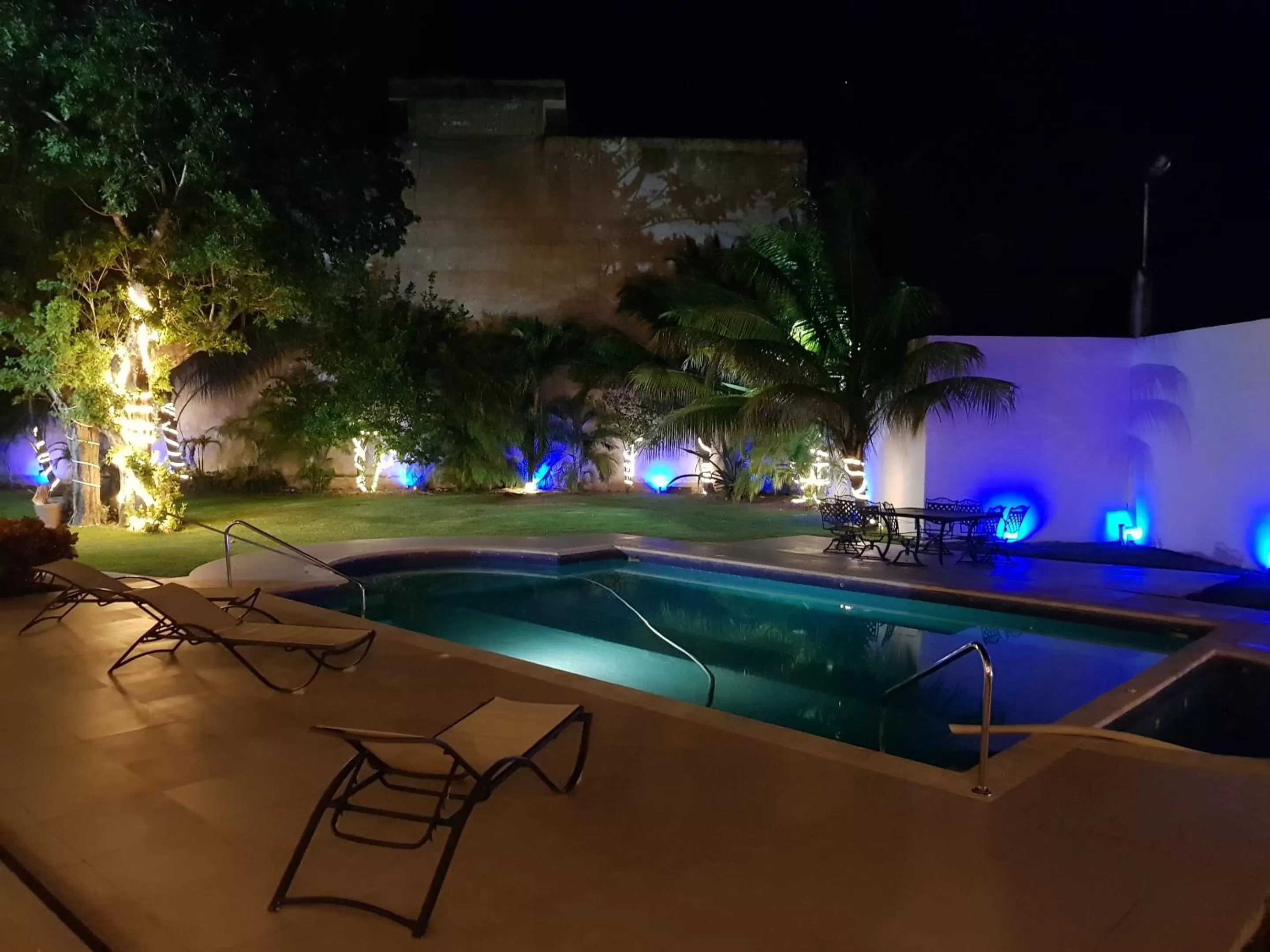 Night in Villa Segovia Cozumel