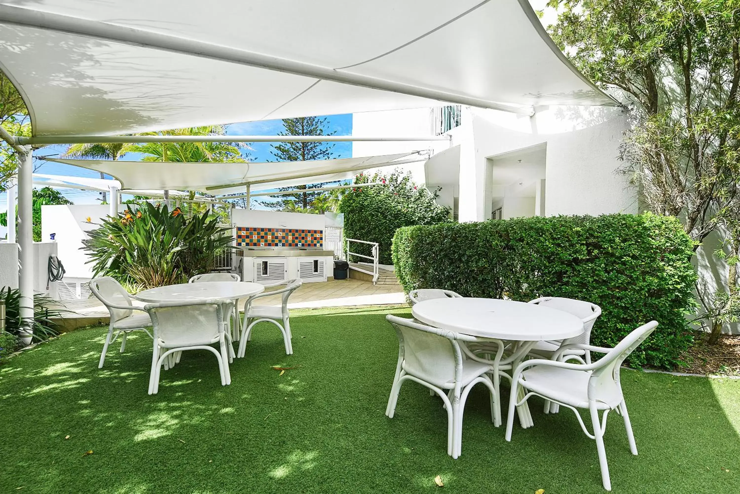 BBQ facilities in Crystal Bay On The Broadwater