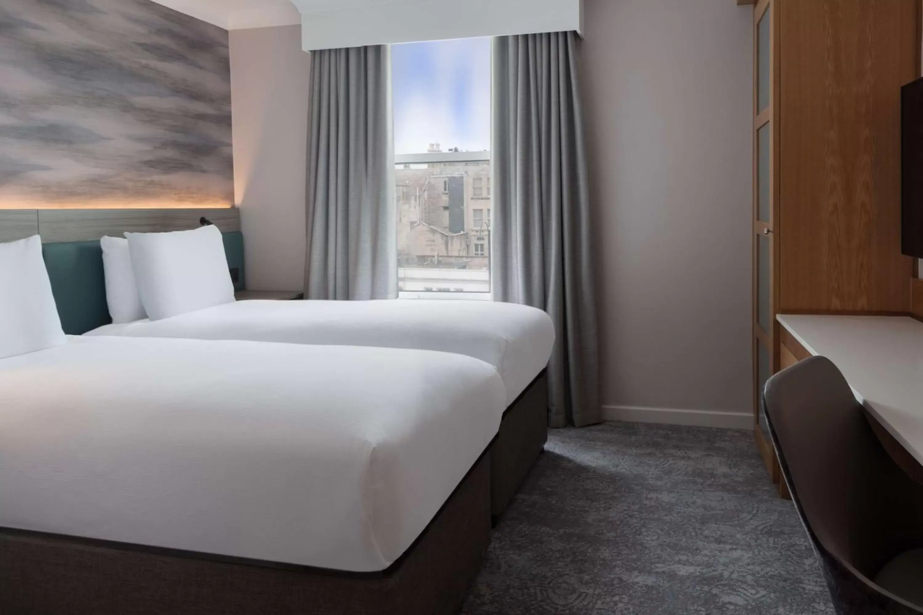 Bed in DoubleTree by Hilton Bath Bed in DoubleTree by Hilton Bath