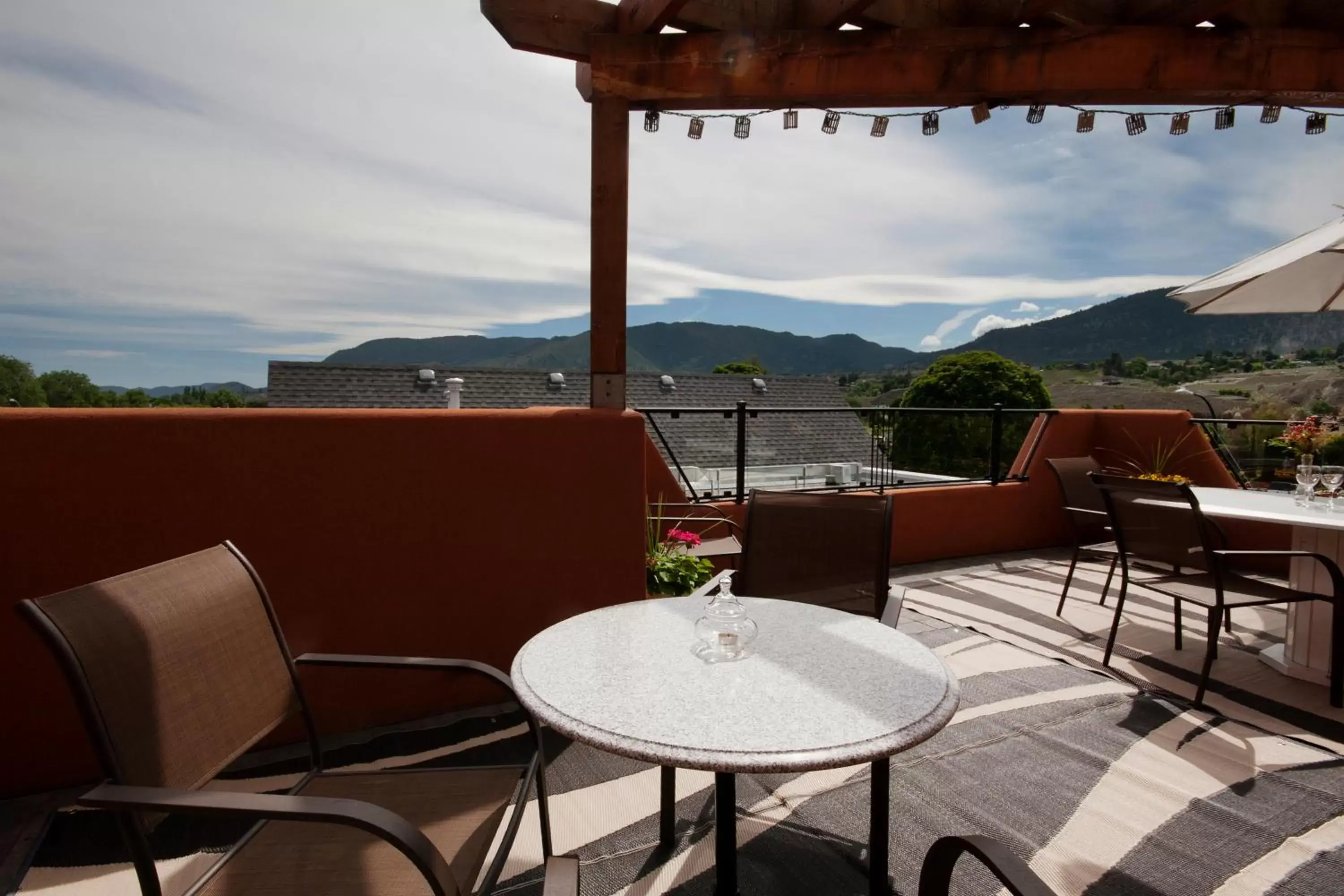 Balcony/Terrace, Mountain View in Casa Grande Inn & Suites