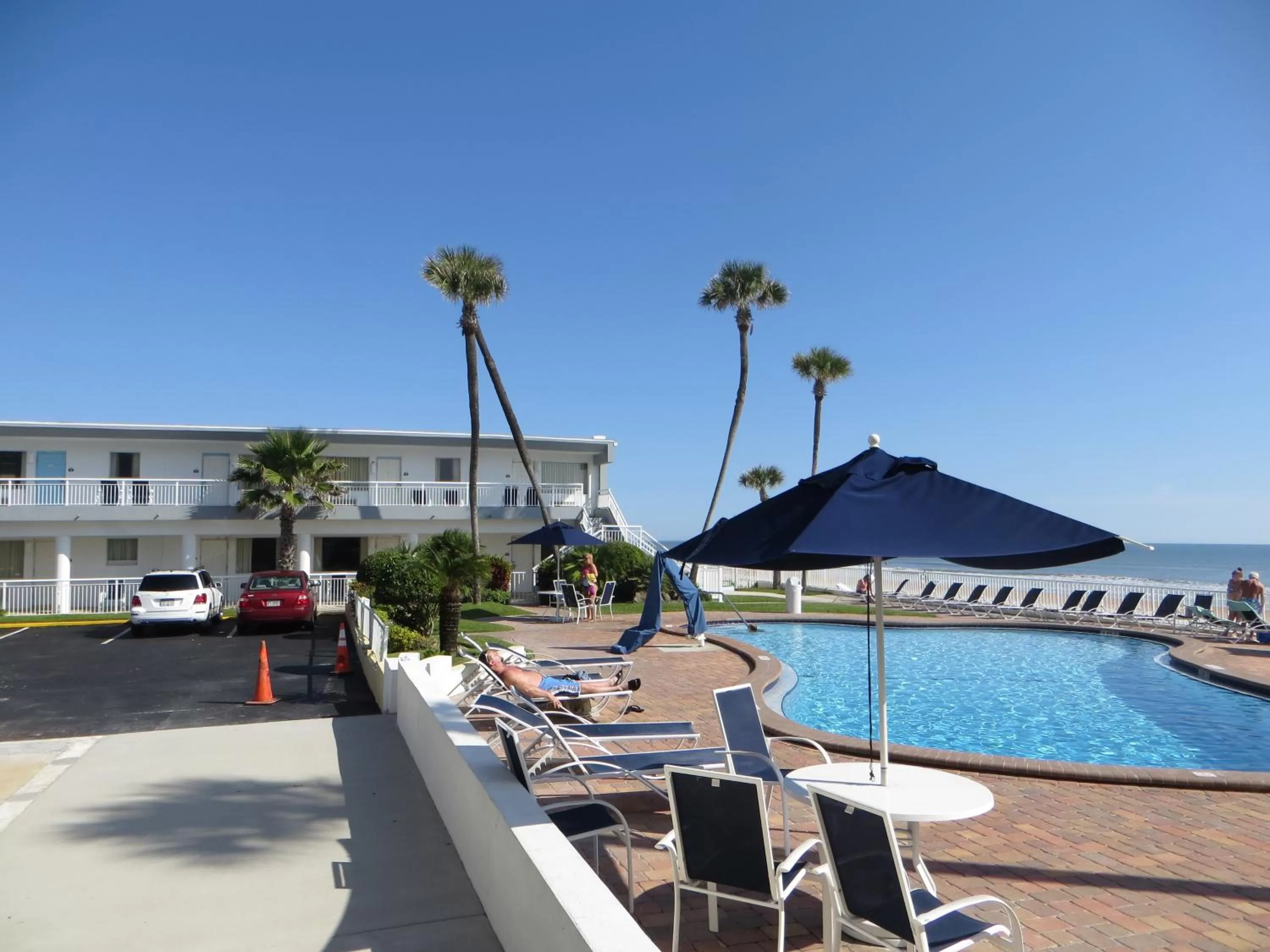 Day in Arya Blu Inn and Suites