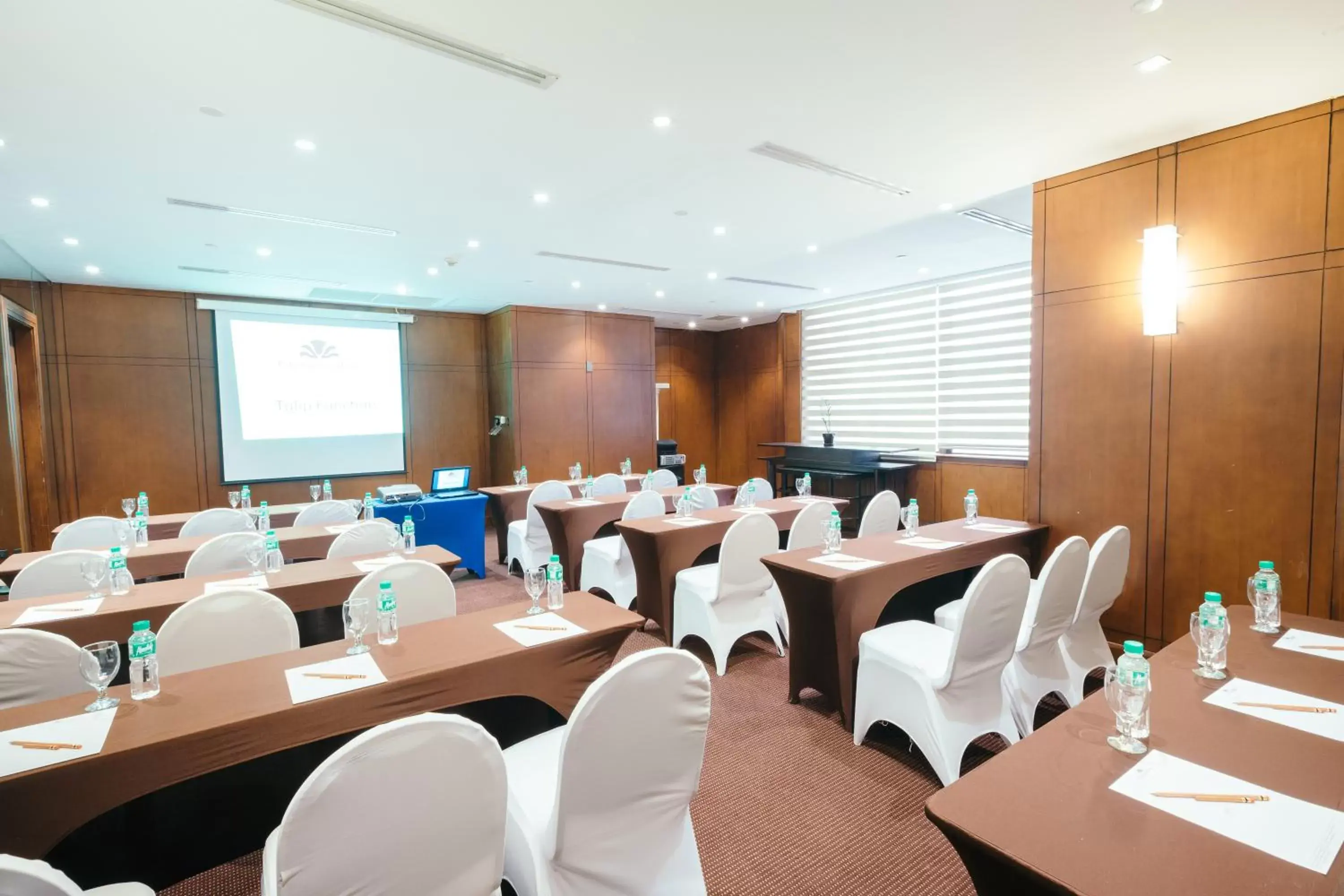 Banquet/Function facilities, Business Area/Conference Room in City Garden Hotel Makati