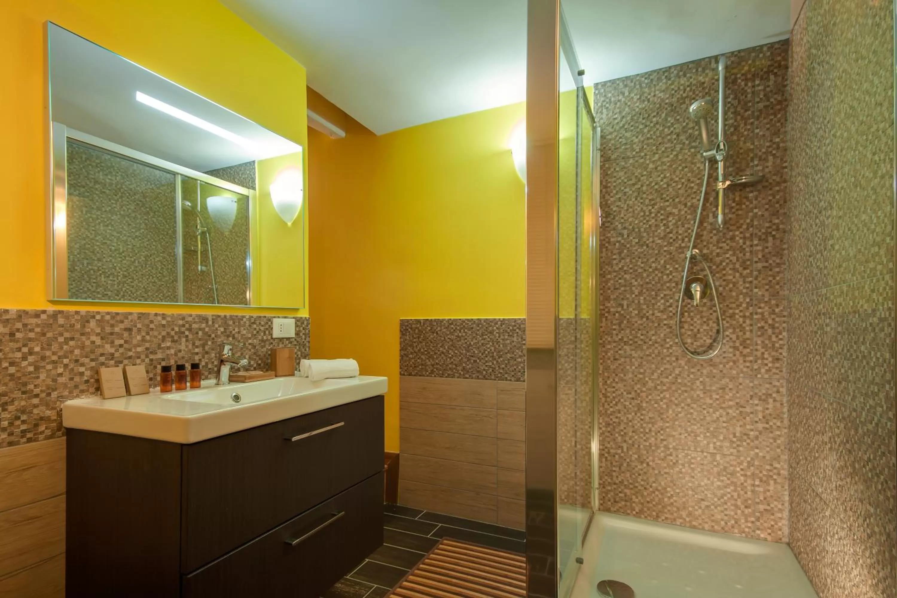 Bathroom in Rome Kings Suite