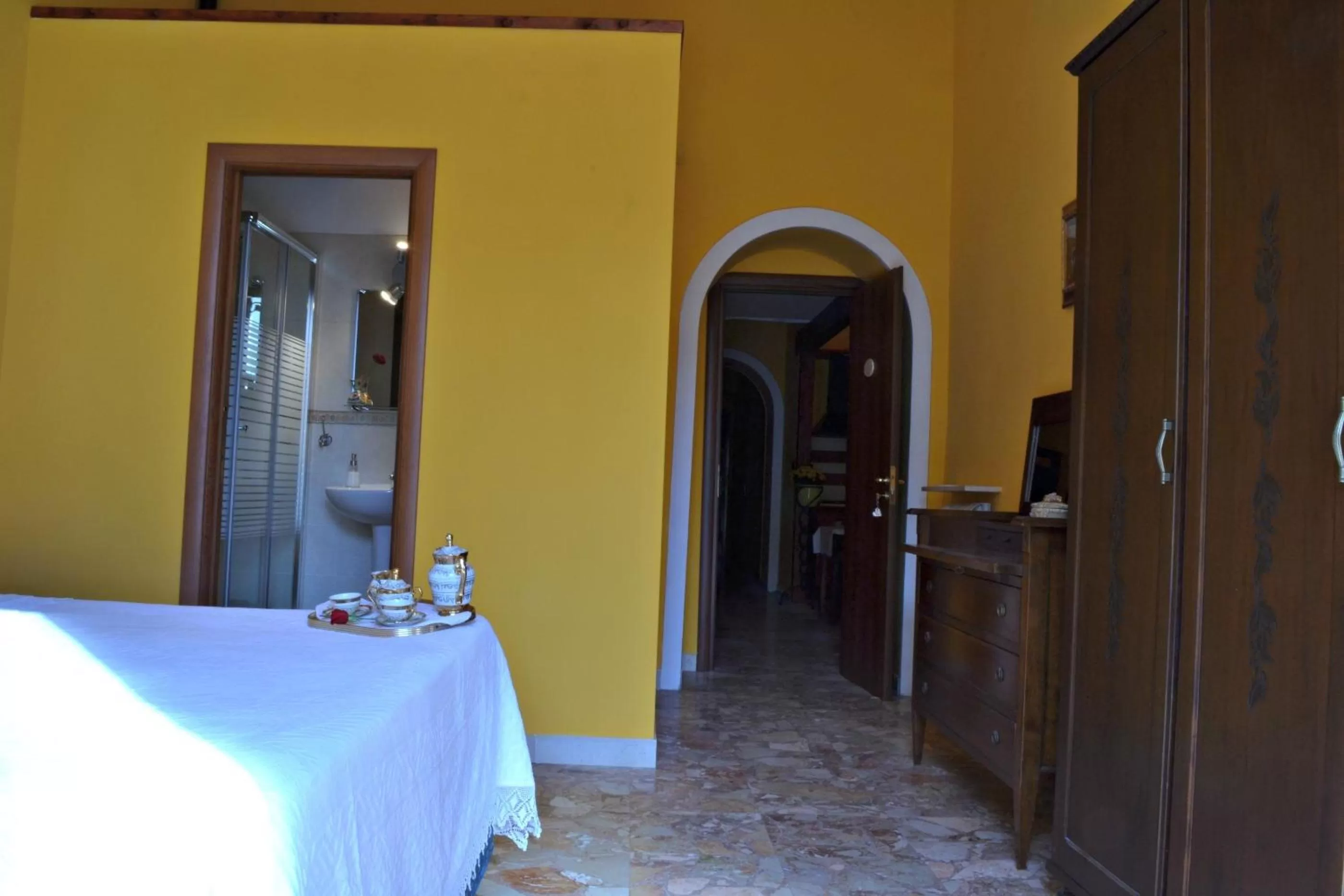 Bathroom, Bed in A Casa di Mamma