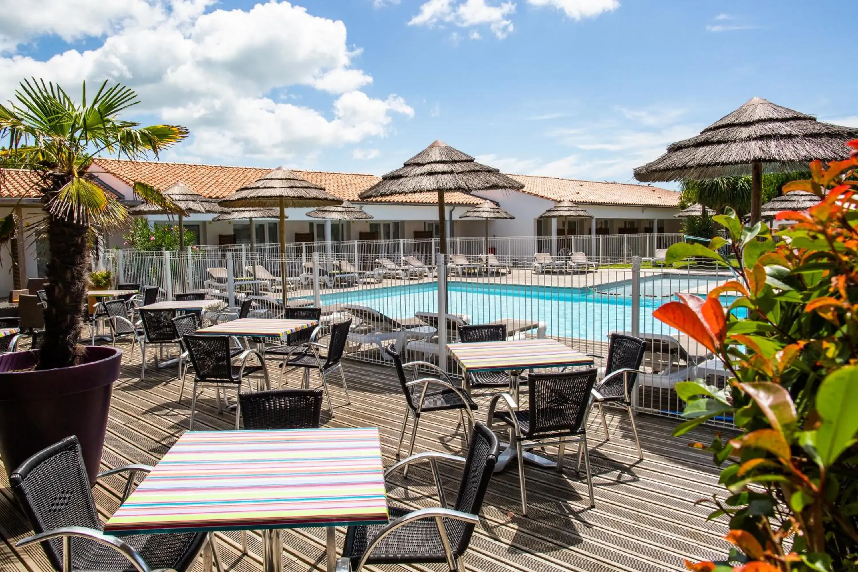 Patio, Swimming Pool in Hotel de Re, The Originals Boutique