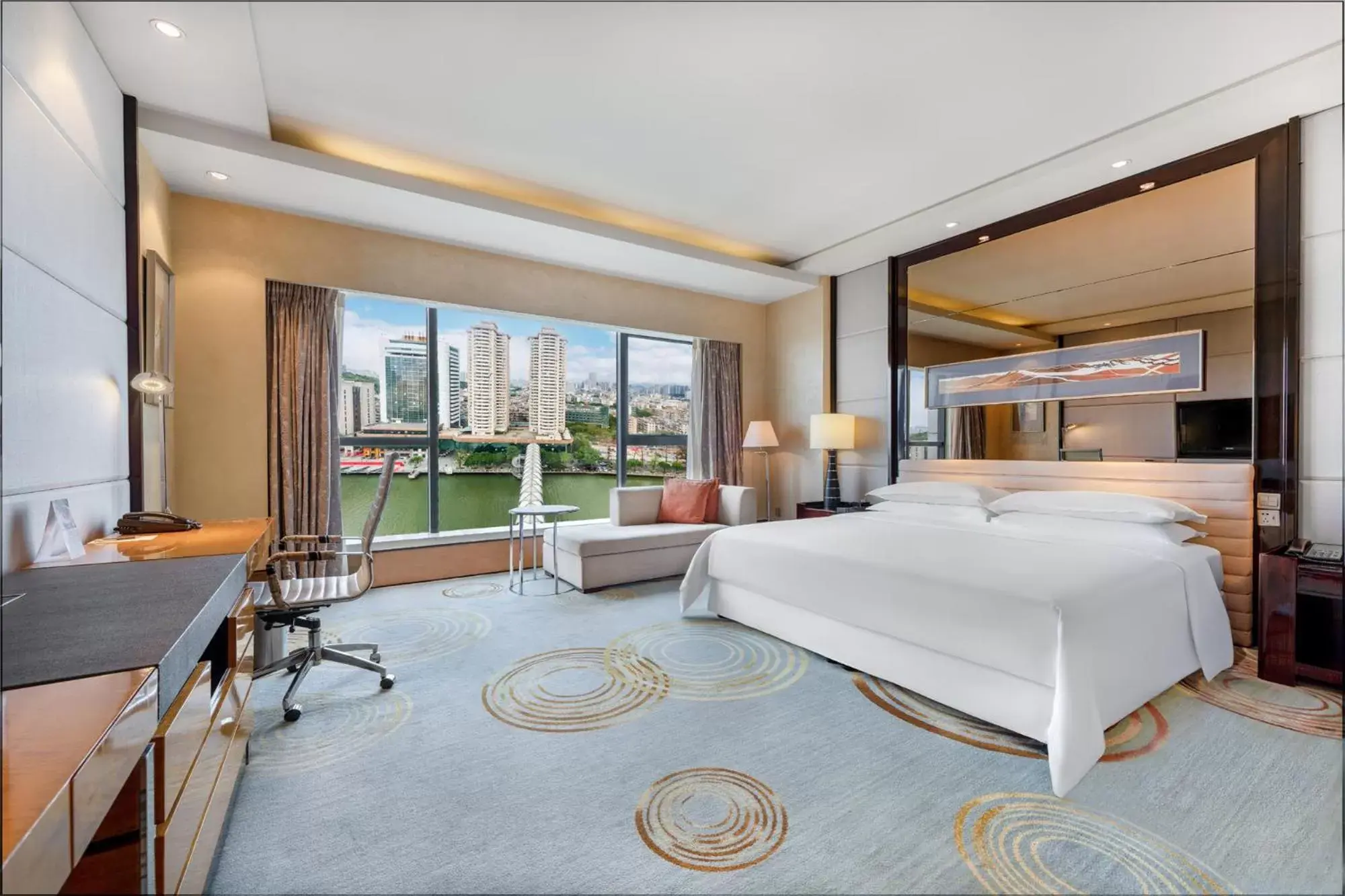 Bed in Sheraton Zhongshan Hotel