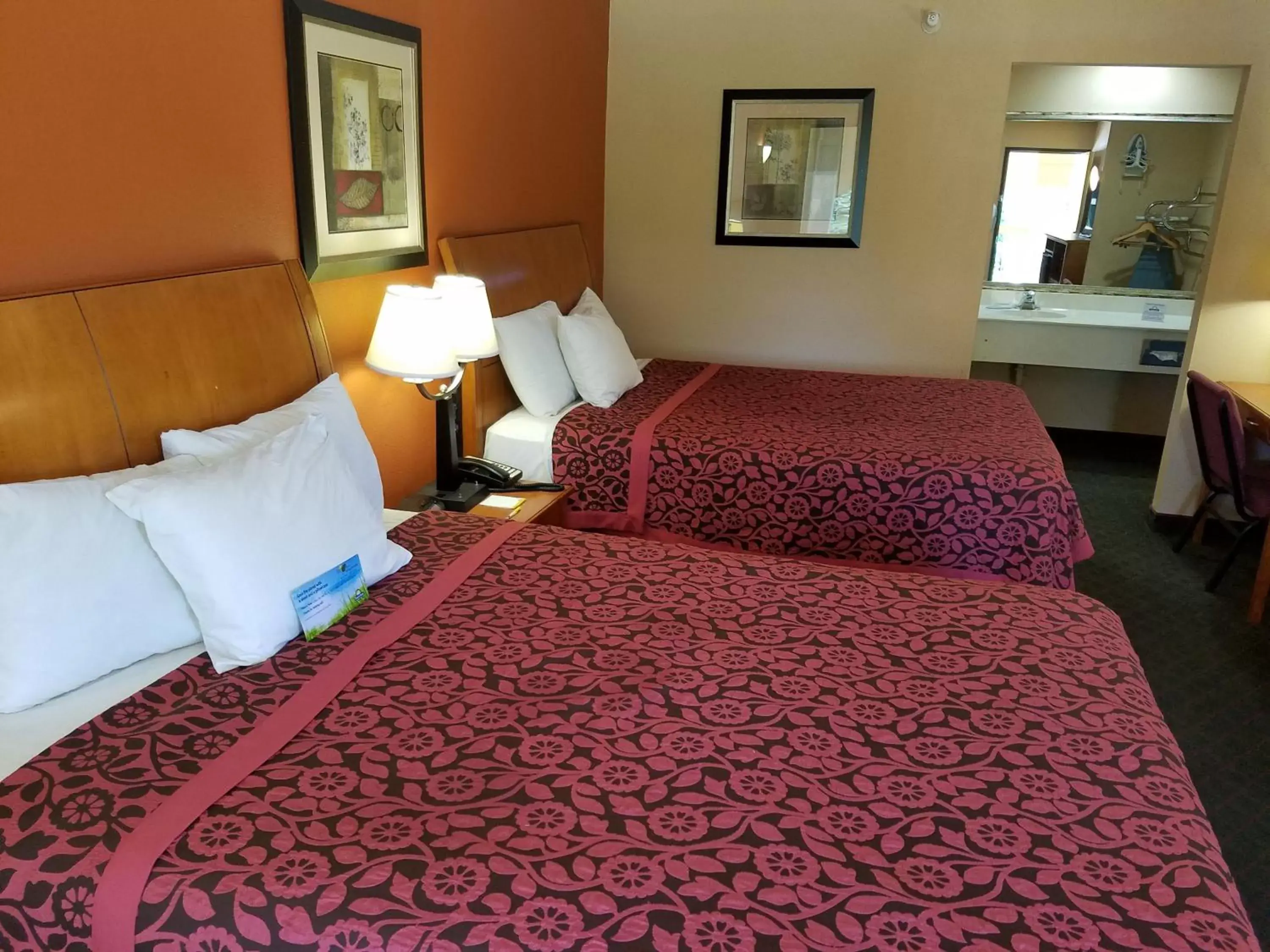 Bed in Days Inn by Wyndham Fairfield