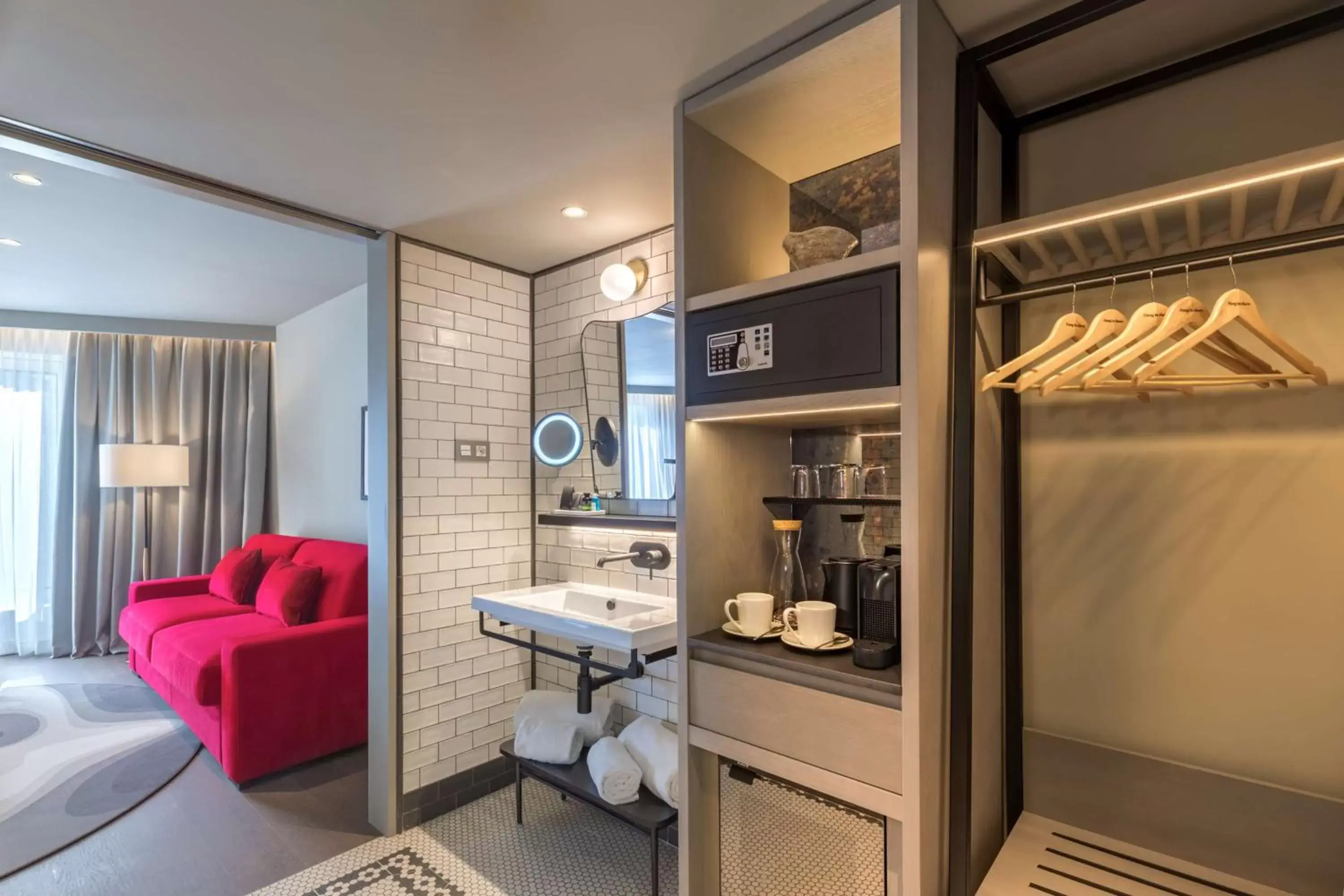 Bathroom in Canopy by Hilton Madrid Castellana