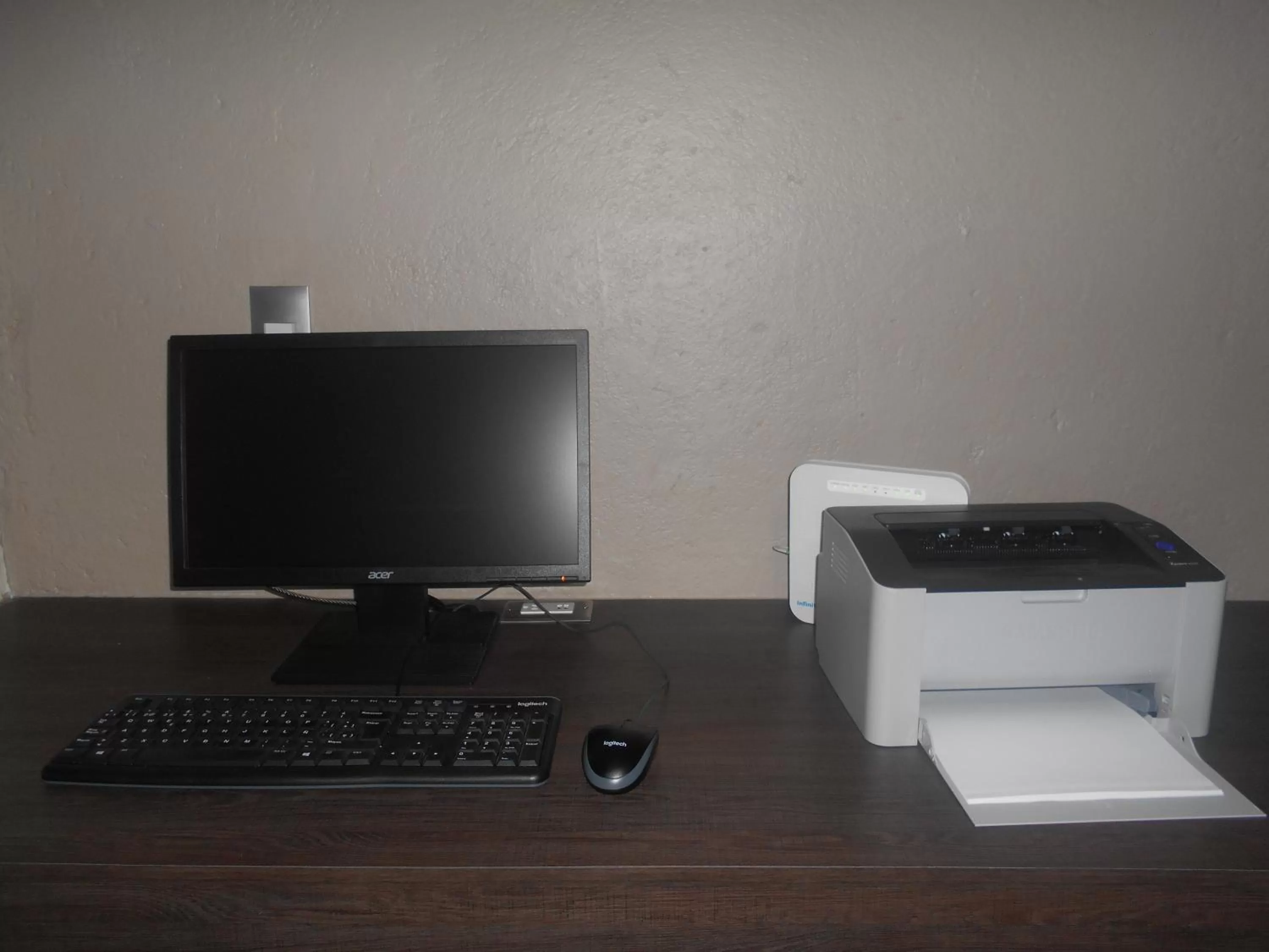 Business facilities in Hotel Puente Real