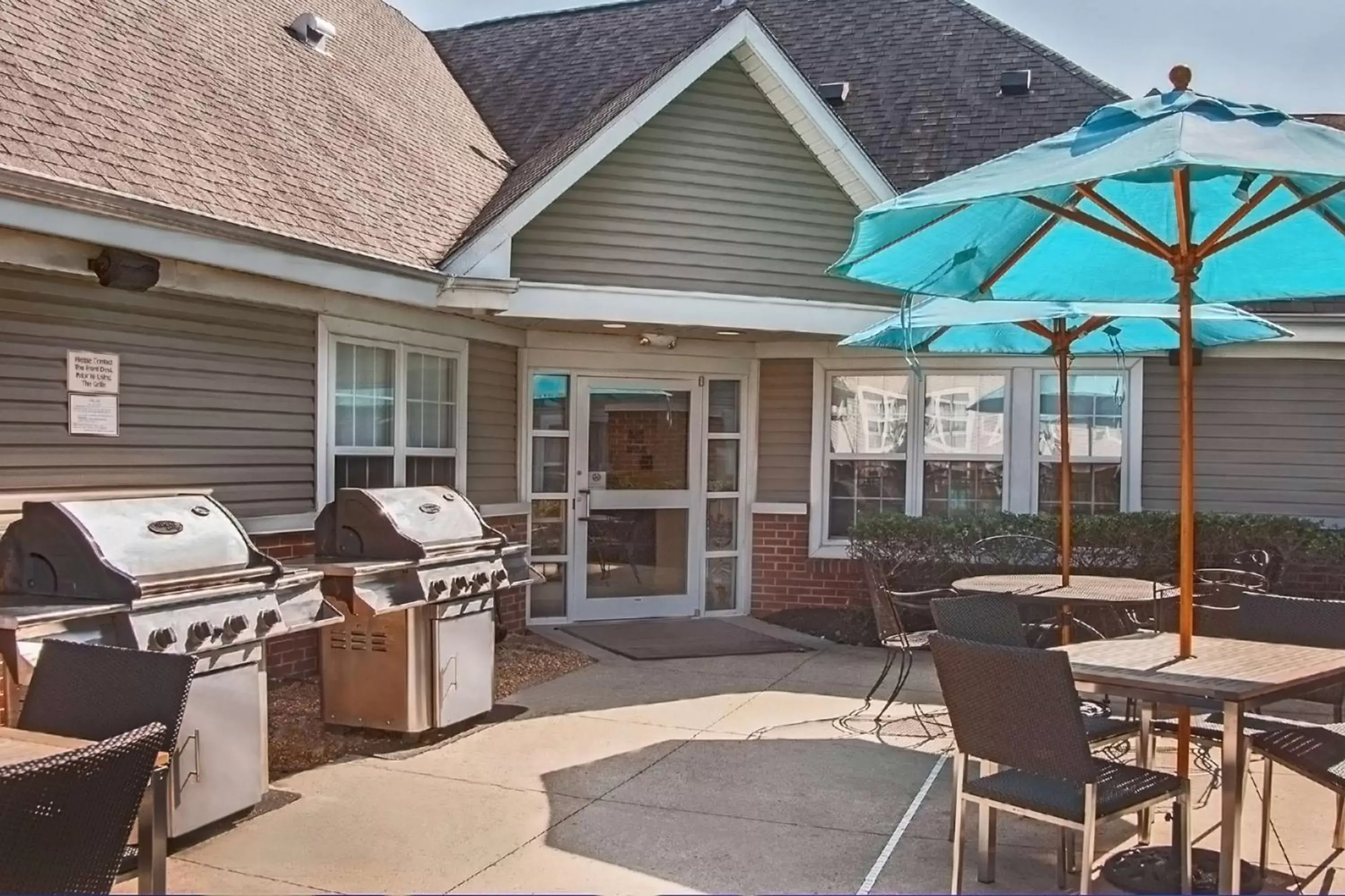 Property building in Sonesta ES Suites Charlottesville University Property building in Sonesta ES Suites Charlottesville University