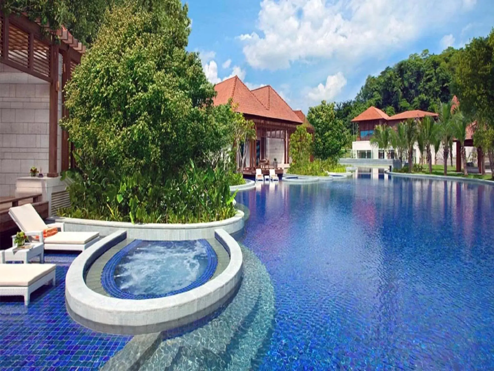 Swimming Pool in Resorts World Sentosa - Equarius Hotel
