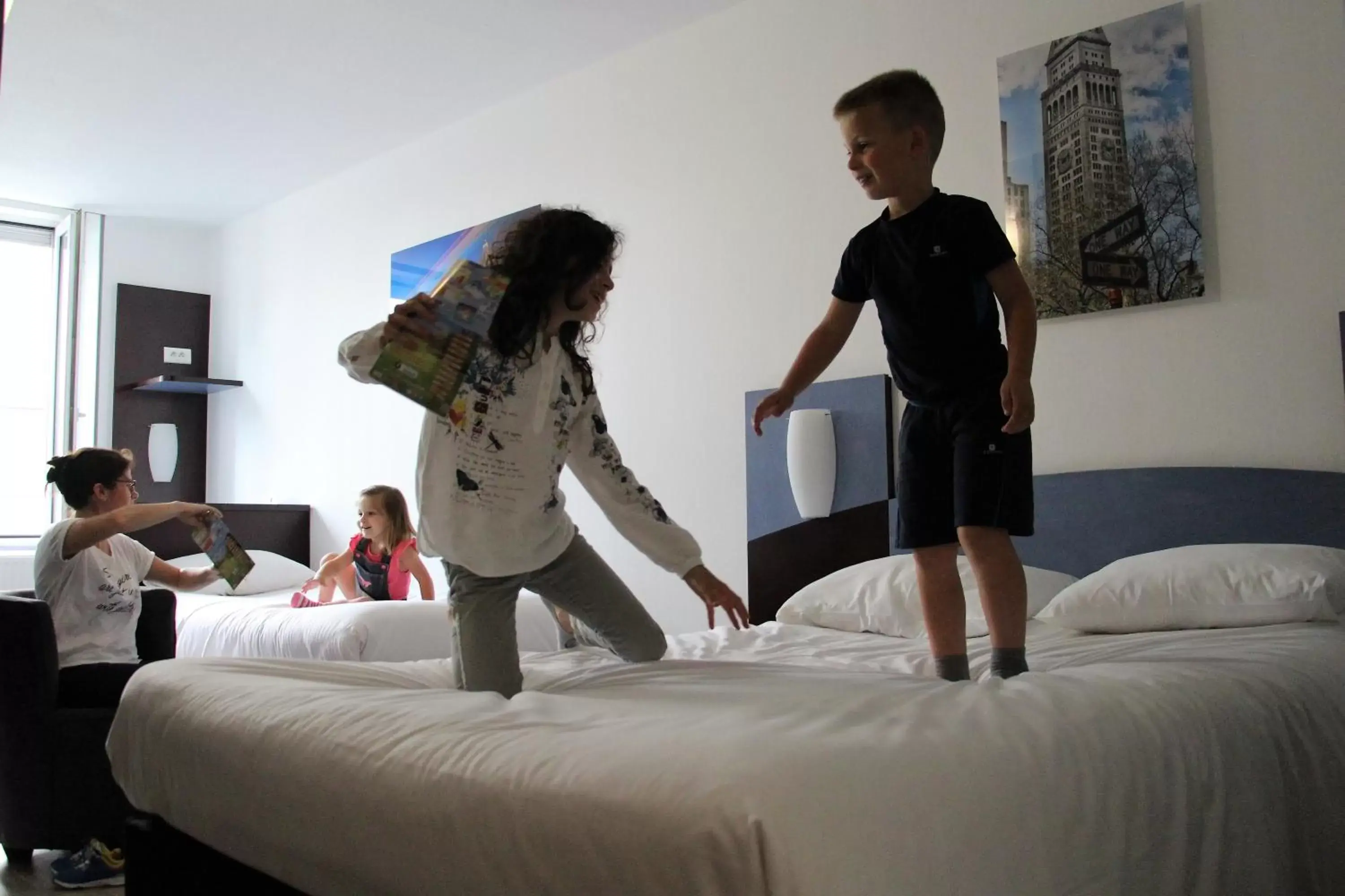 Family in The Originals Access, Hôtel Bourges Gare