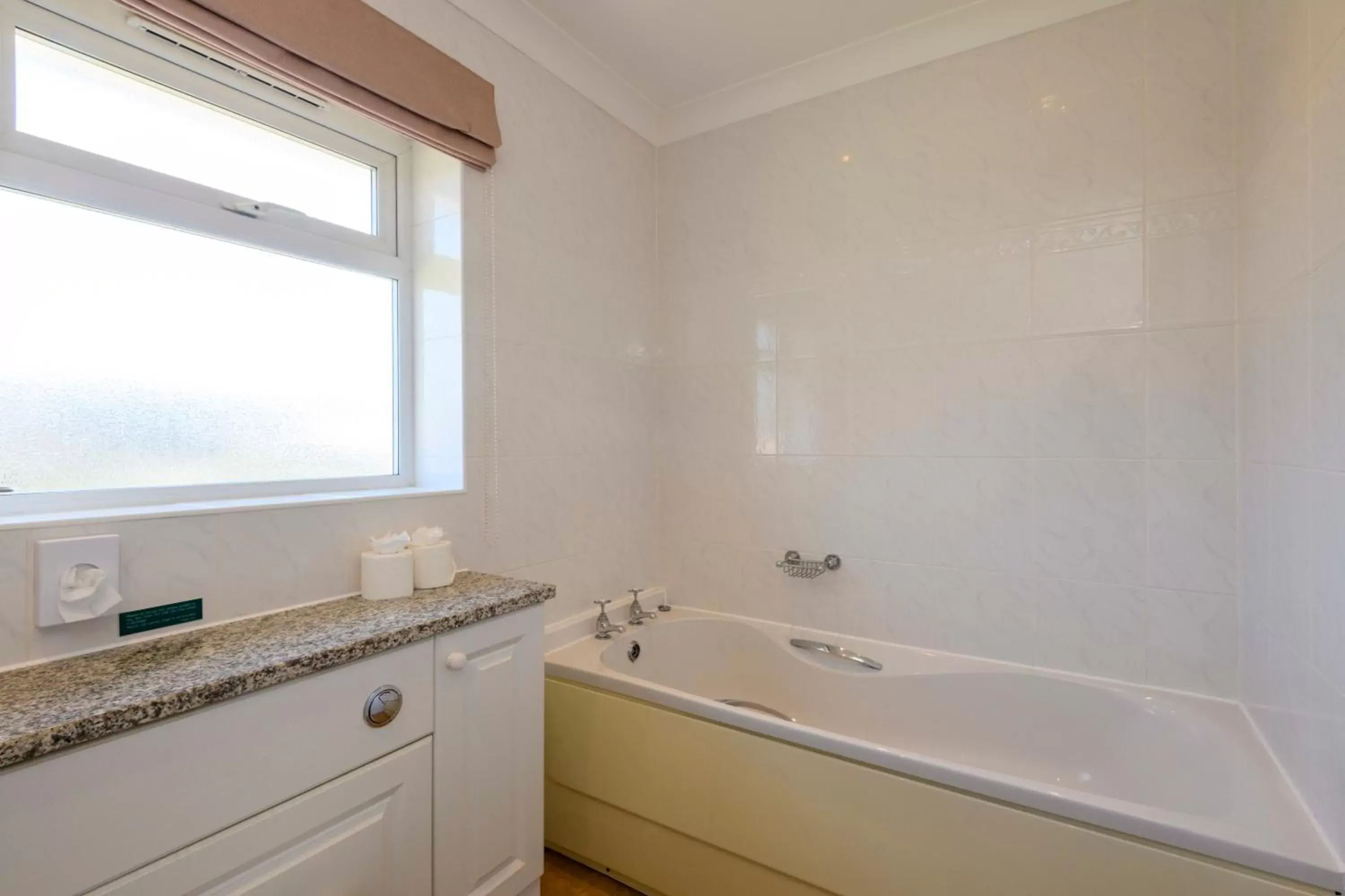 Bathroom in Porth Veor Manor Villas & Apartments