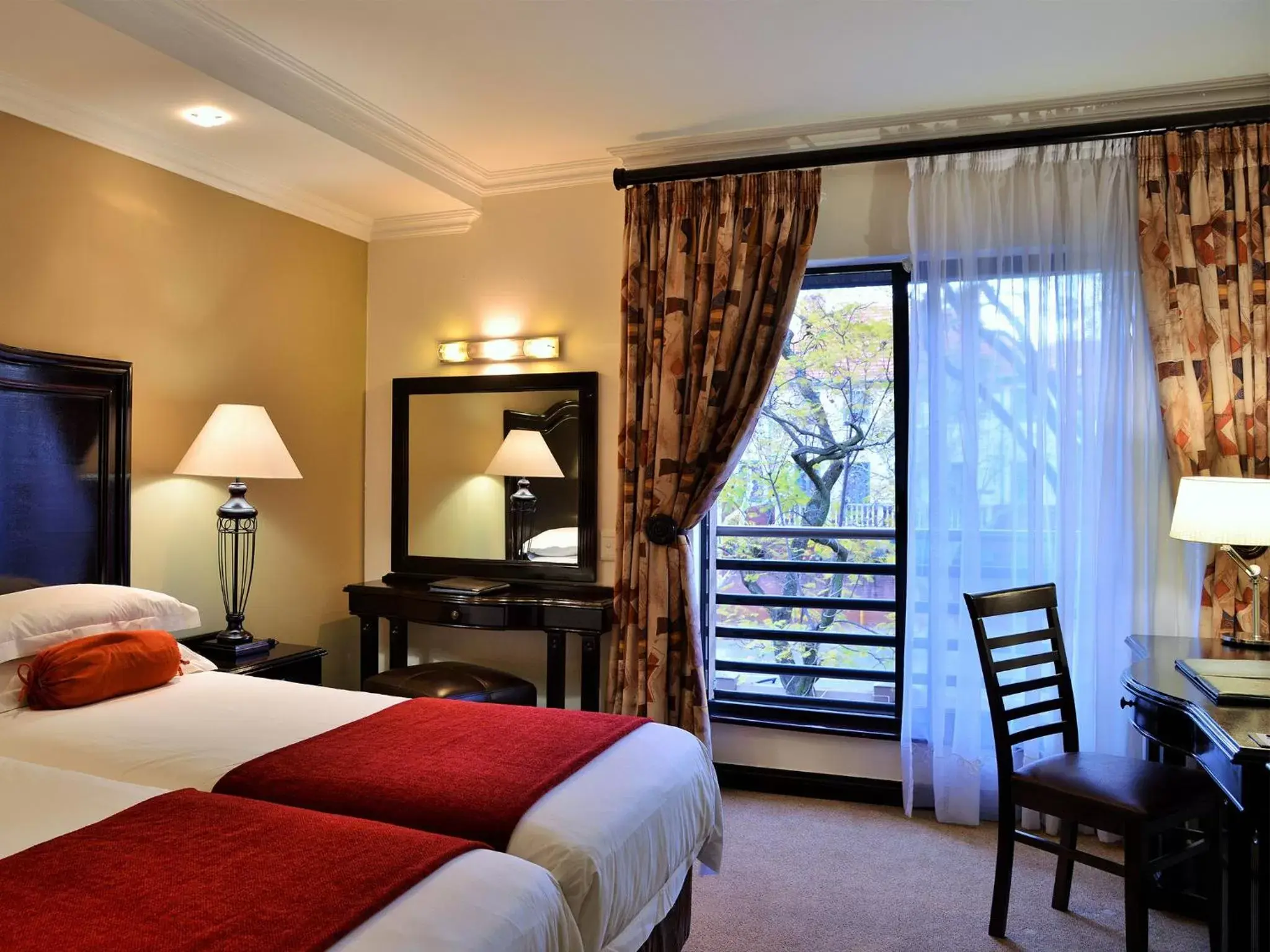 Standard Room with twin beds in Premier Hotel Pretoria