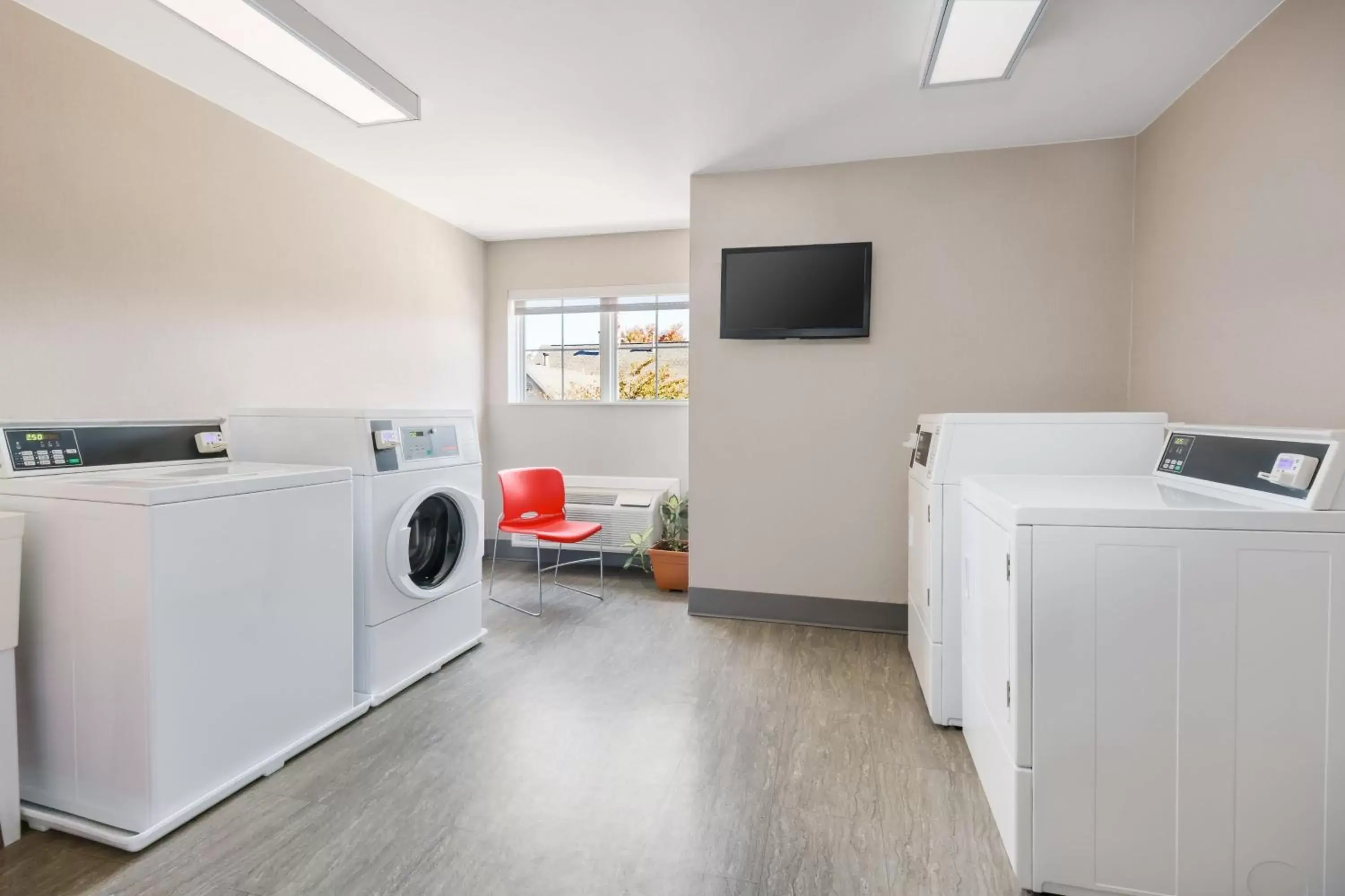 Other, Kitchen/Kitchenette in Residence Inn Gaithersburg Washingtonian Center