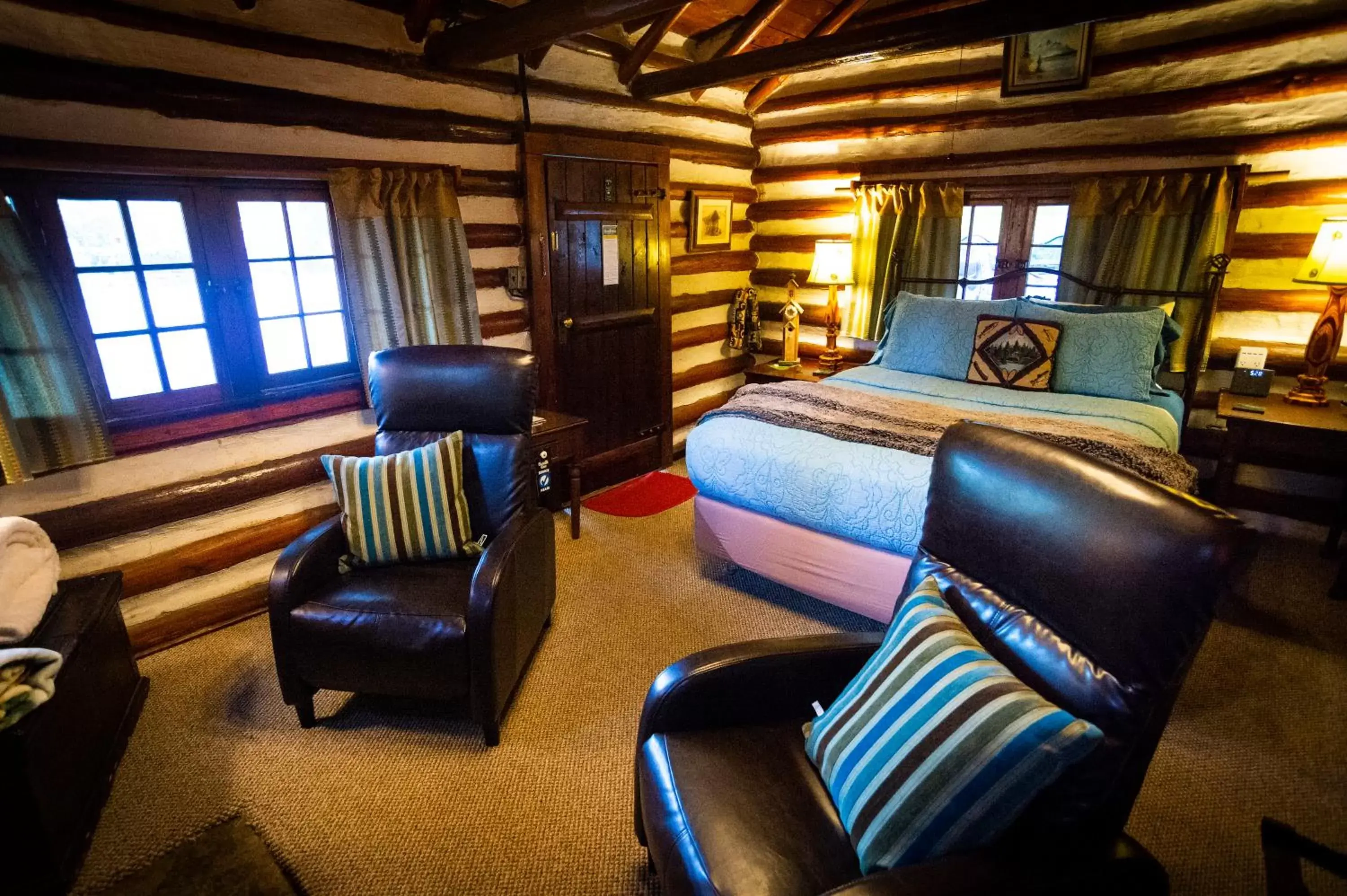 Seating Area in Sherwood Court Cottages