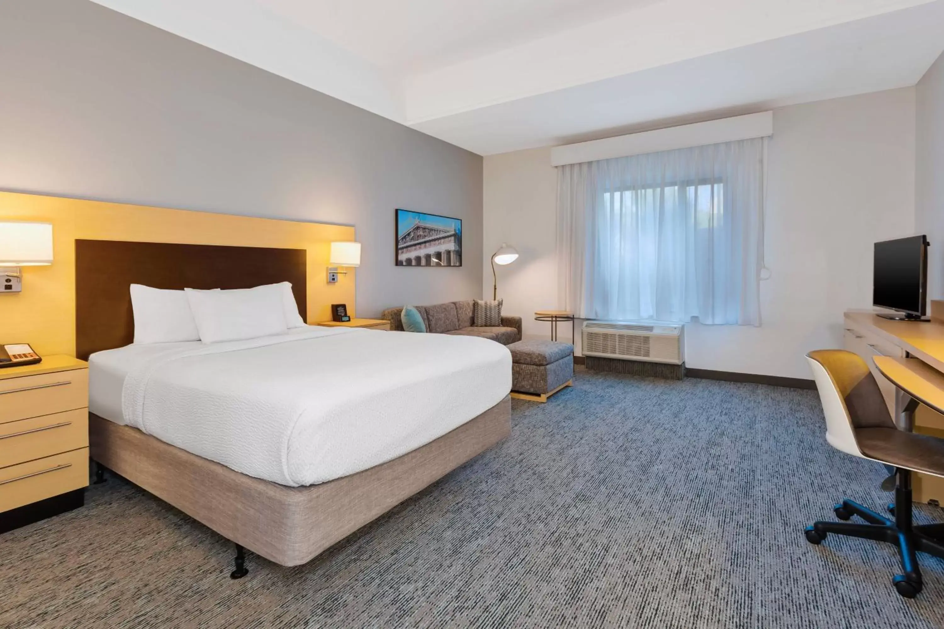 Photo of the whole room, Bed in TownePlace Suites by Marriott Nashville Airport