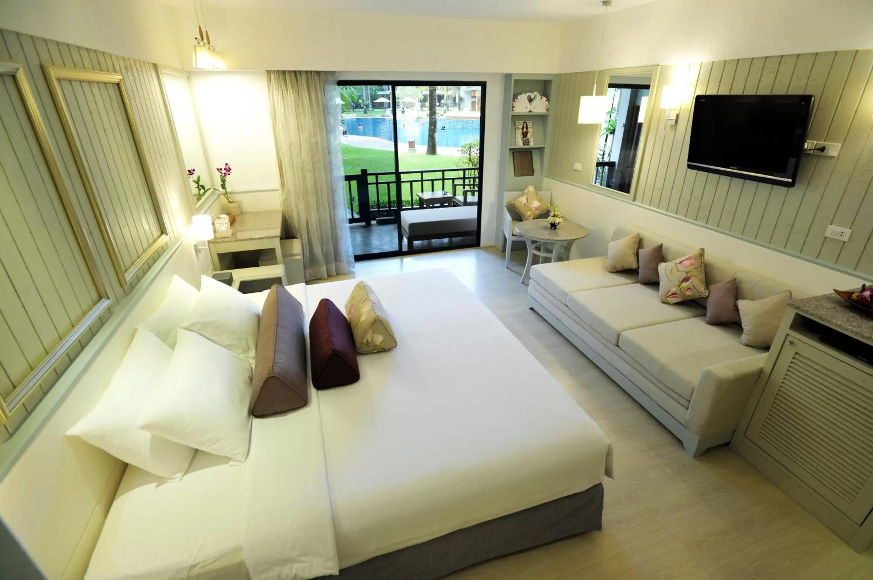 Deluxe Double or Twin Room with Pool View in Katathani Phuket Beach Resort - SHA Extra Plus Deluxe Double or Twin Room with Pool View in Katathani Phuket Beach Resort - SHA Extra Plus