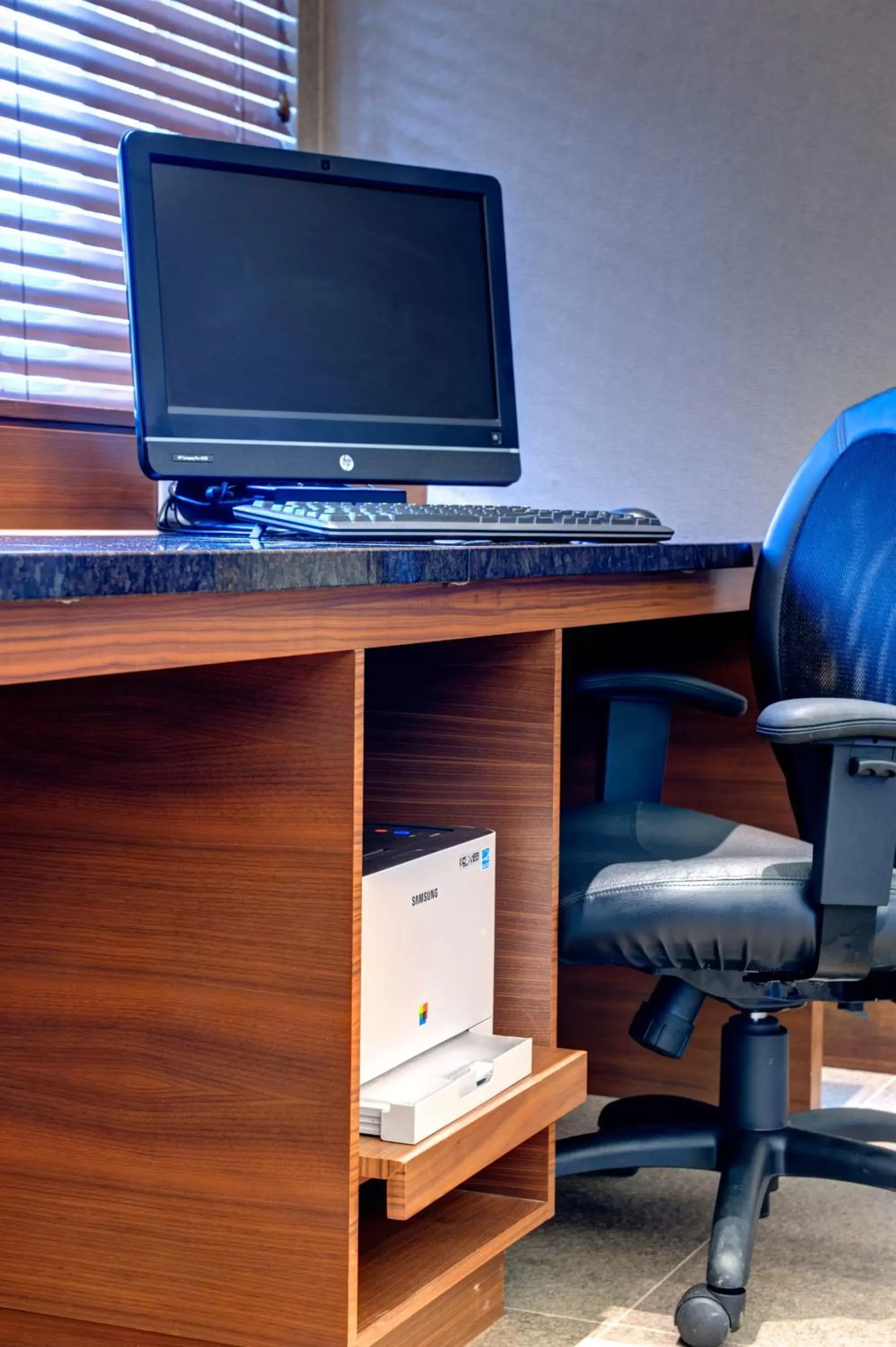 Business facilities, Business Area/Conference Room in Radisson Hotel & Suites Fort McMurray