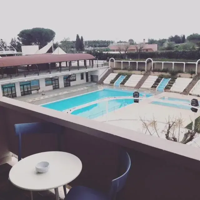 Pool View in Hotel d'Aragona