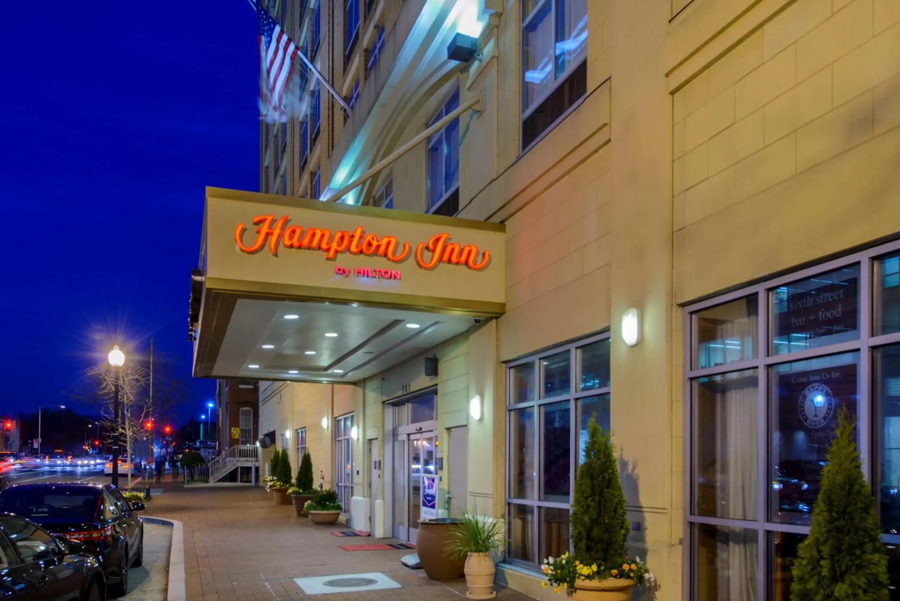 Property building in Hampton Inn Washington DC - Convention Center