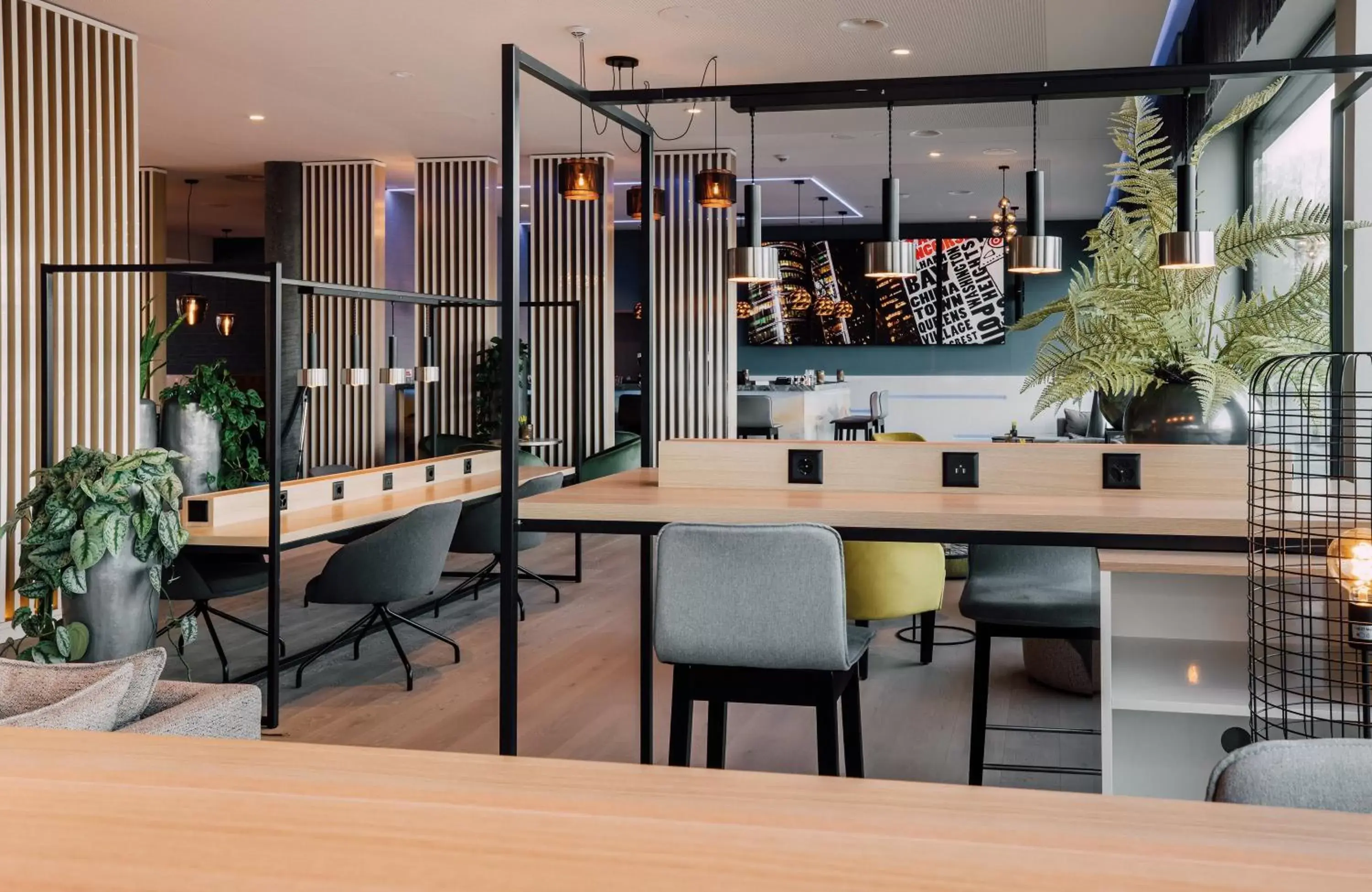 Business facilities, Lounge/Bar in Leonardo Hotel Zurich Airport