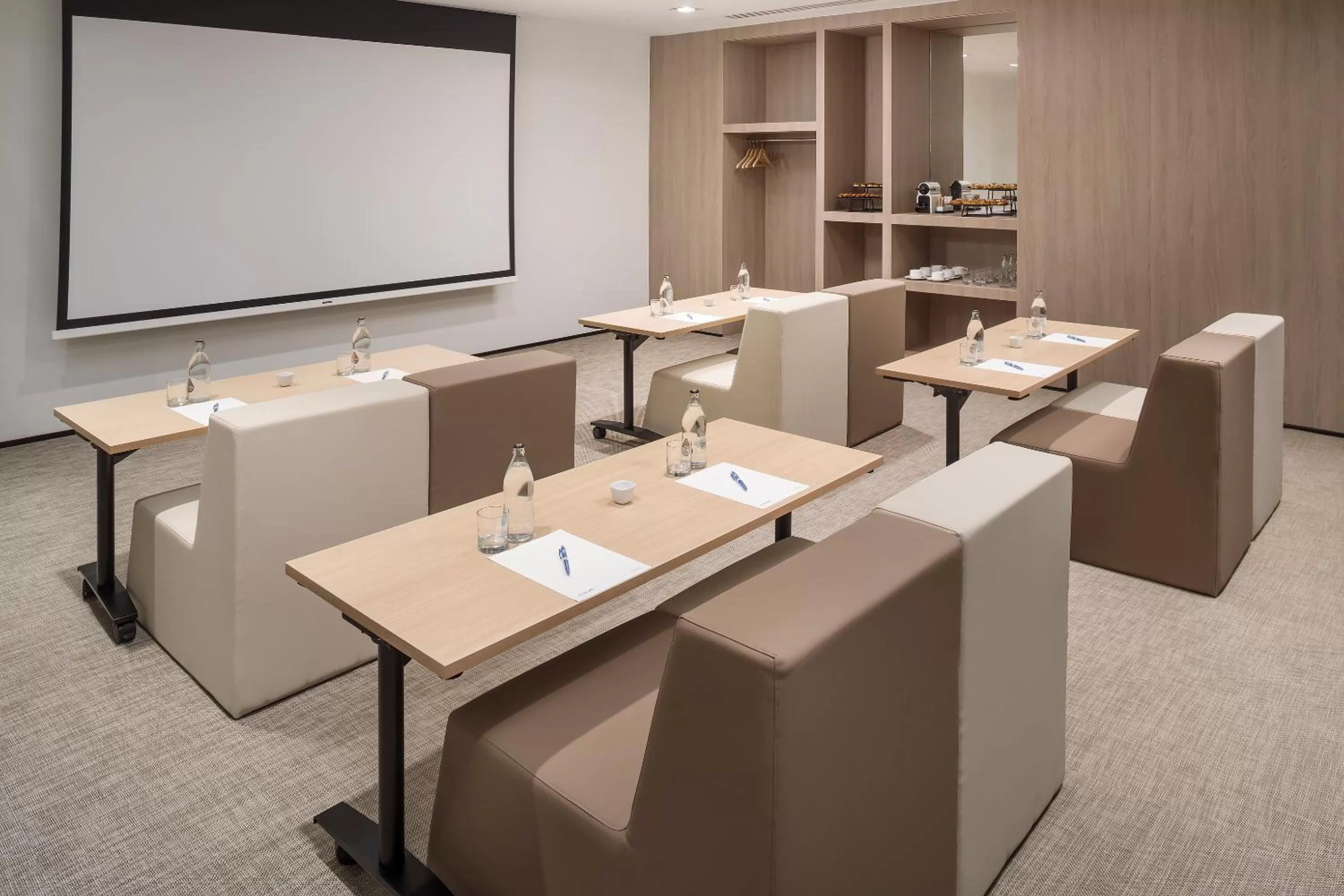 Meeting/conference room in Melia Sevilla