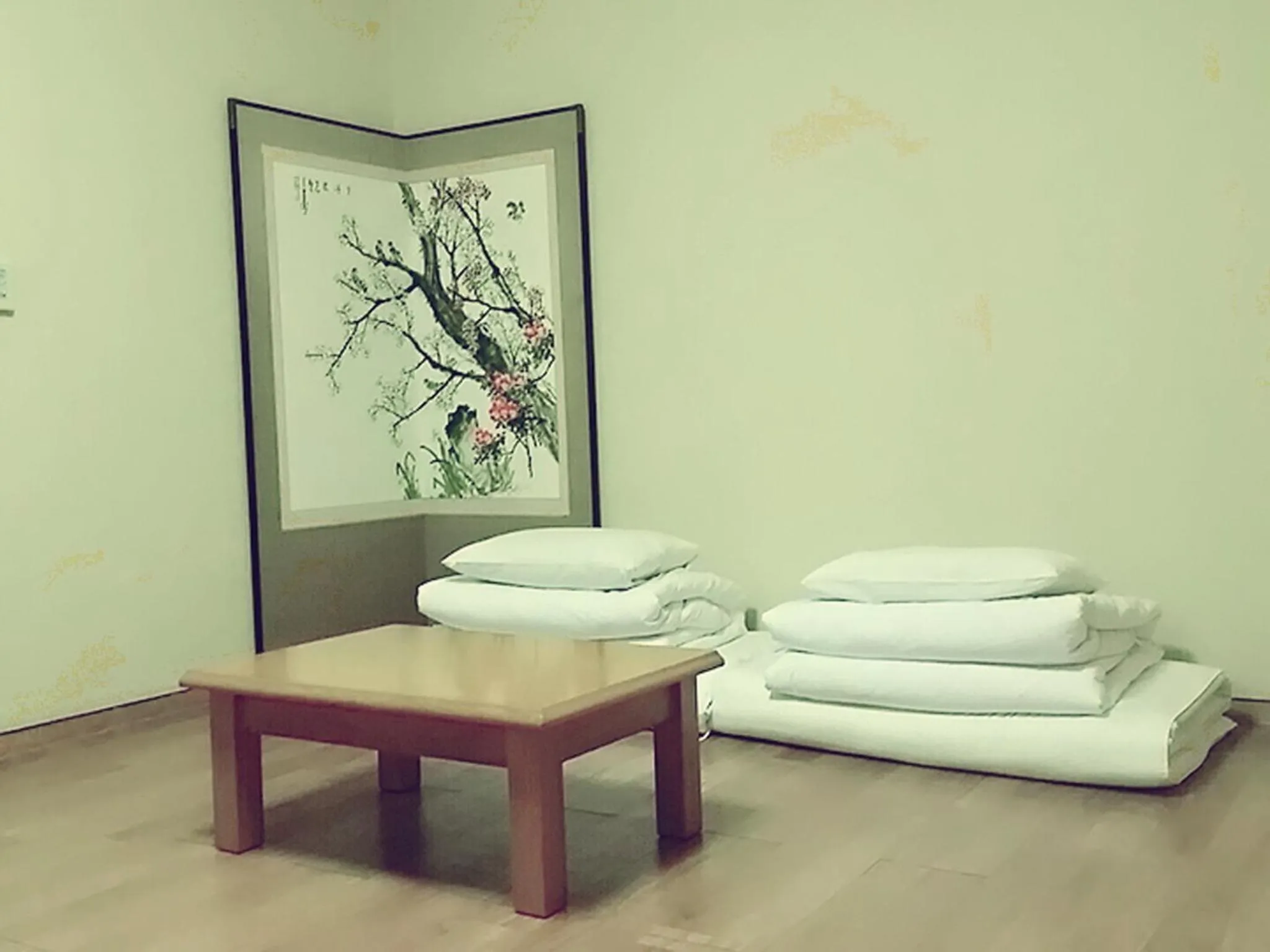 Decorative detail in Daedong Hotel