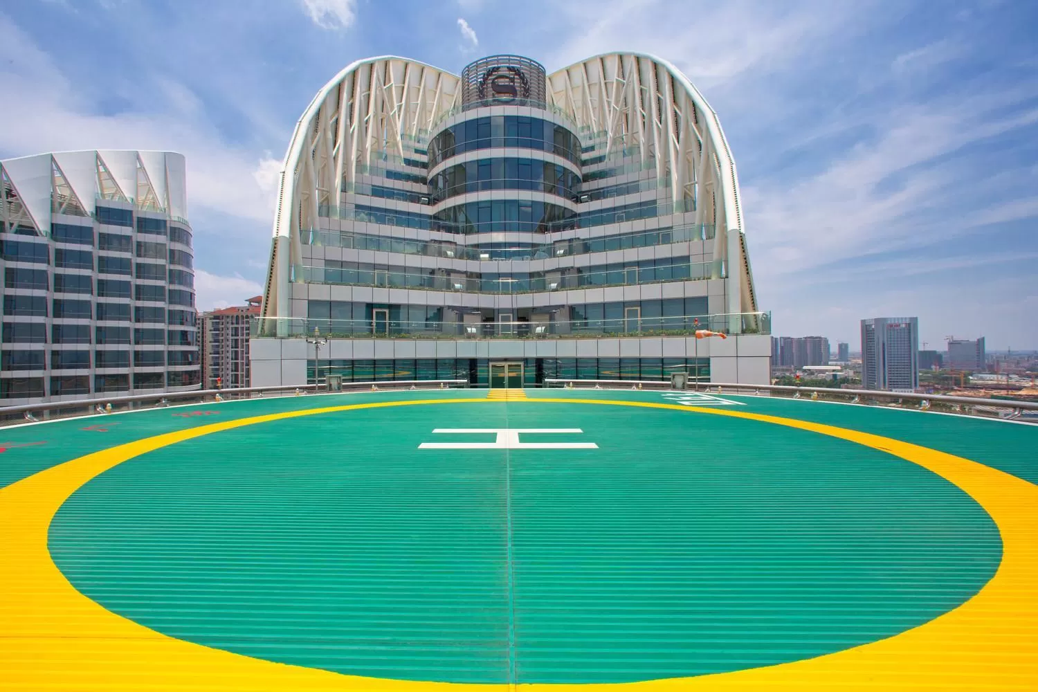Property building in Sheraton Zhanjiang Hotel