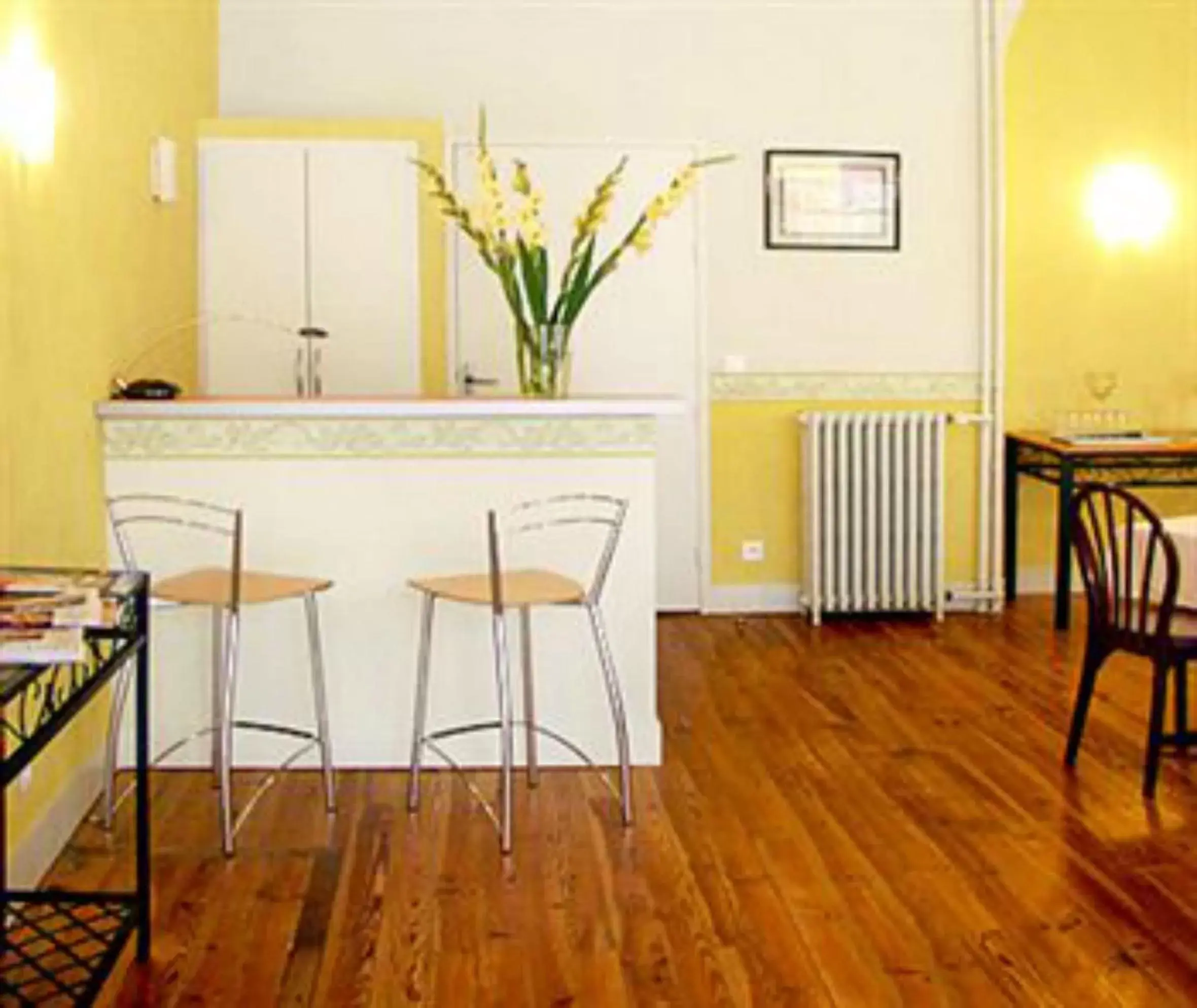 Restaurant/places to eat, Dining Area in Hôtel Adour