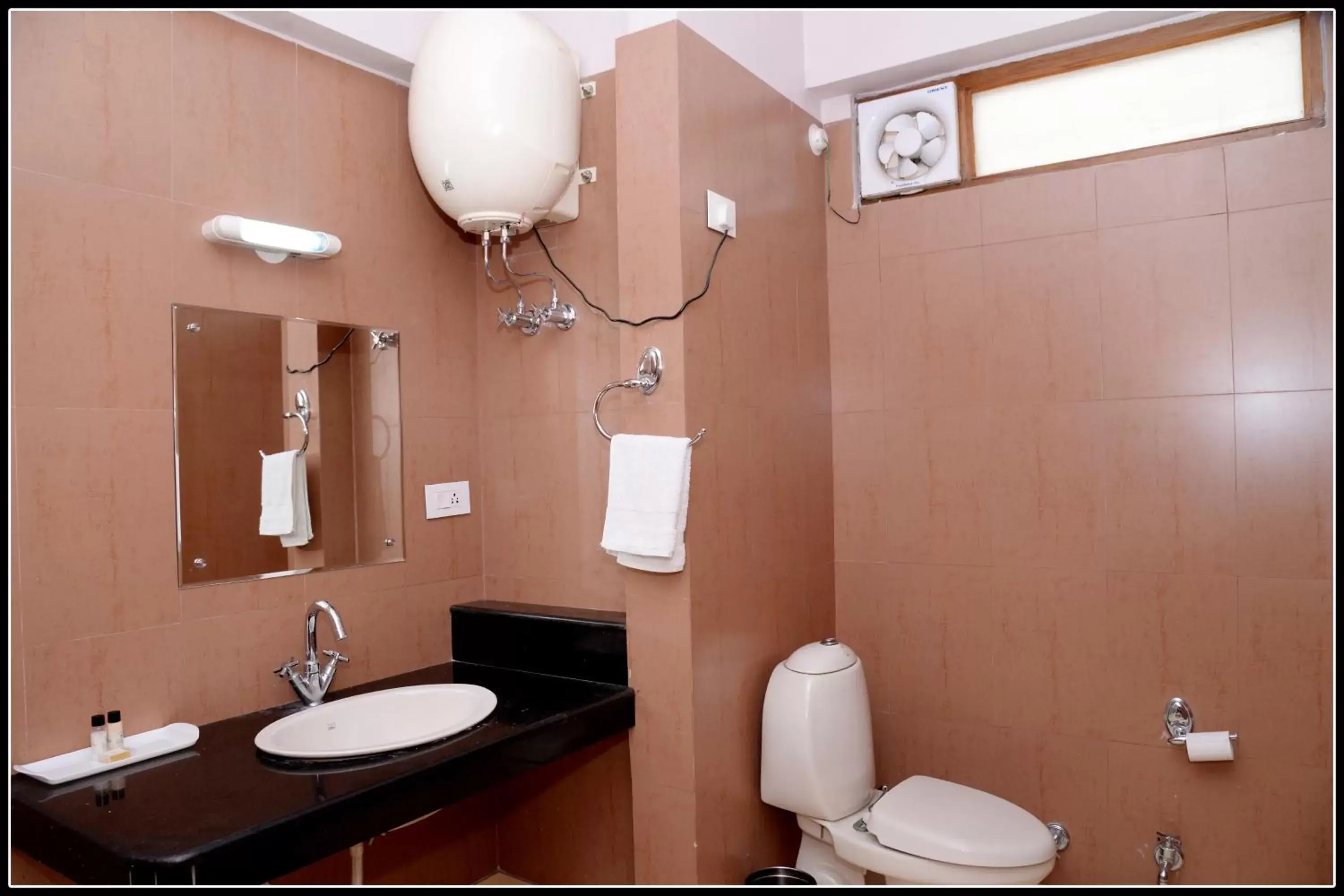 Superior Double Room in Hotel Valley View Superior Double Room in Hotel Valley View