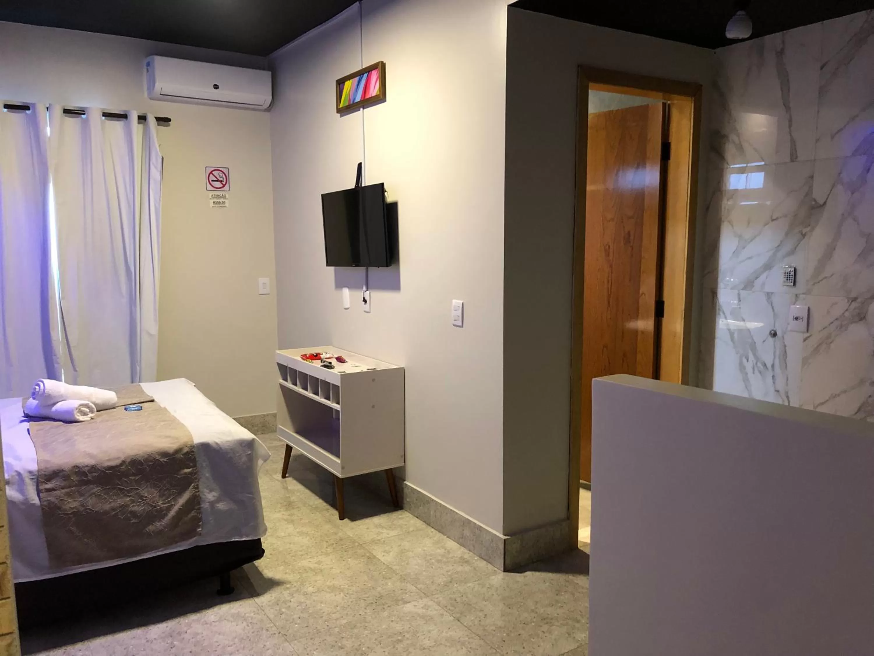 TV/Entertainment Center in Riacho Hotel