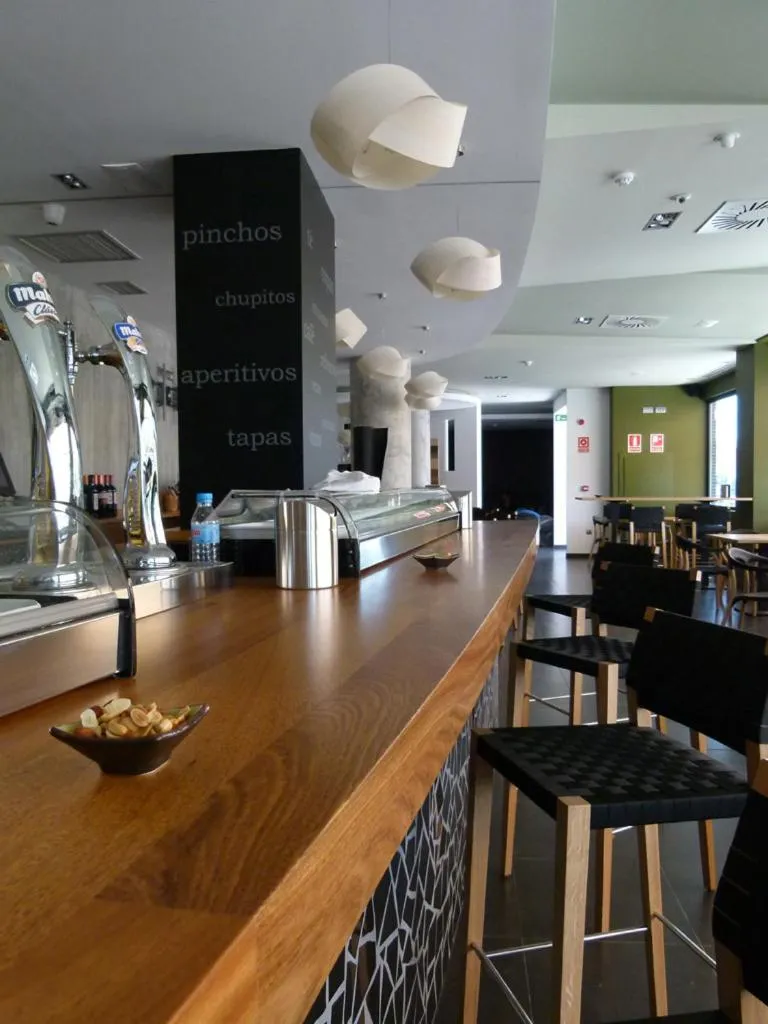 Restaurant/places to eat in Hotel Río Hortega