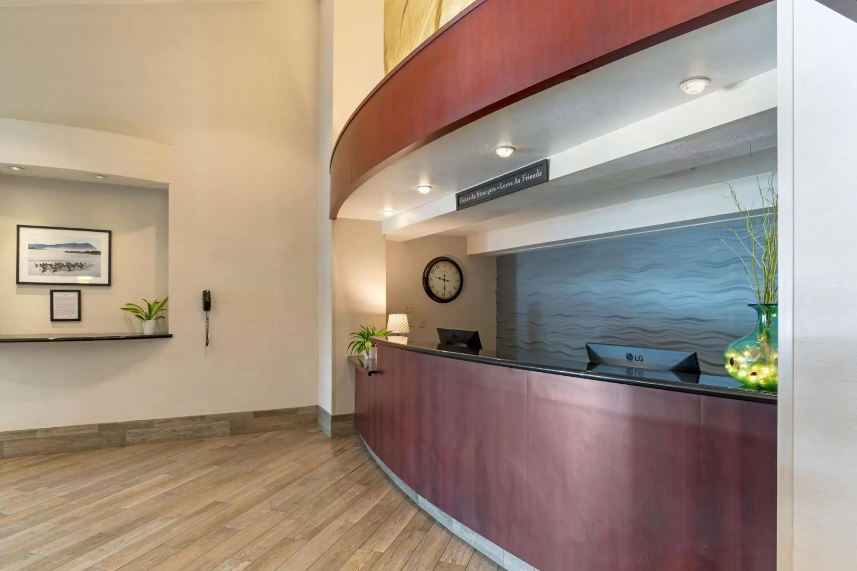 Lobby or reception in Best Western Plus Ocean View Resort Lobby or reception in Best Western Plus Ocean View Resort