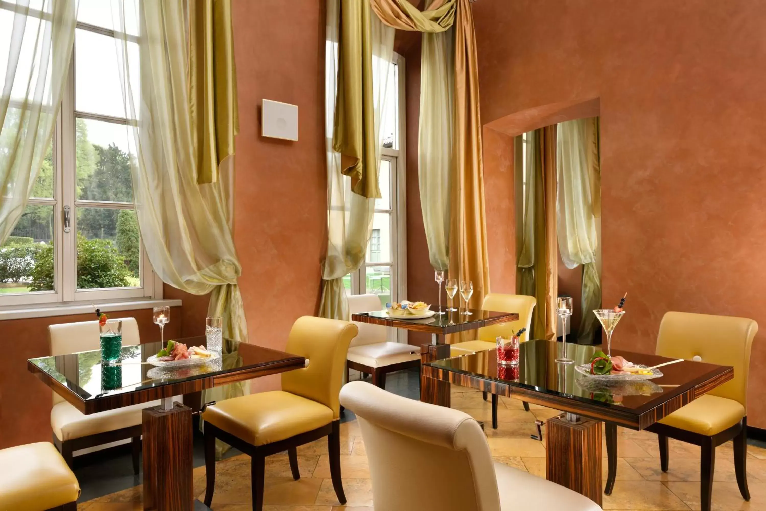 Lobby or reception, Restaurant/Places to Eat in Best Western Villa Appiani