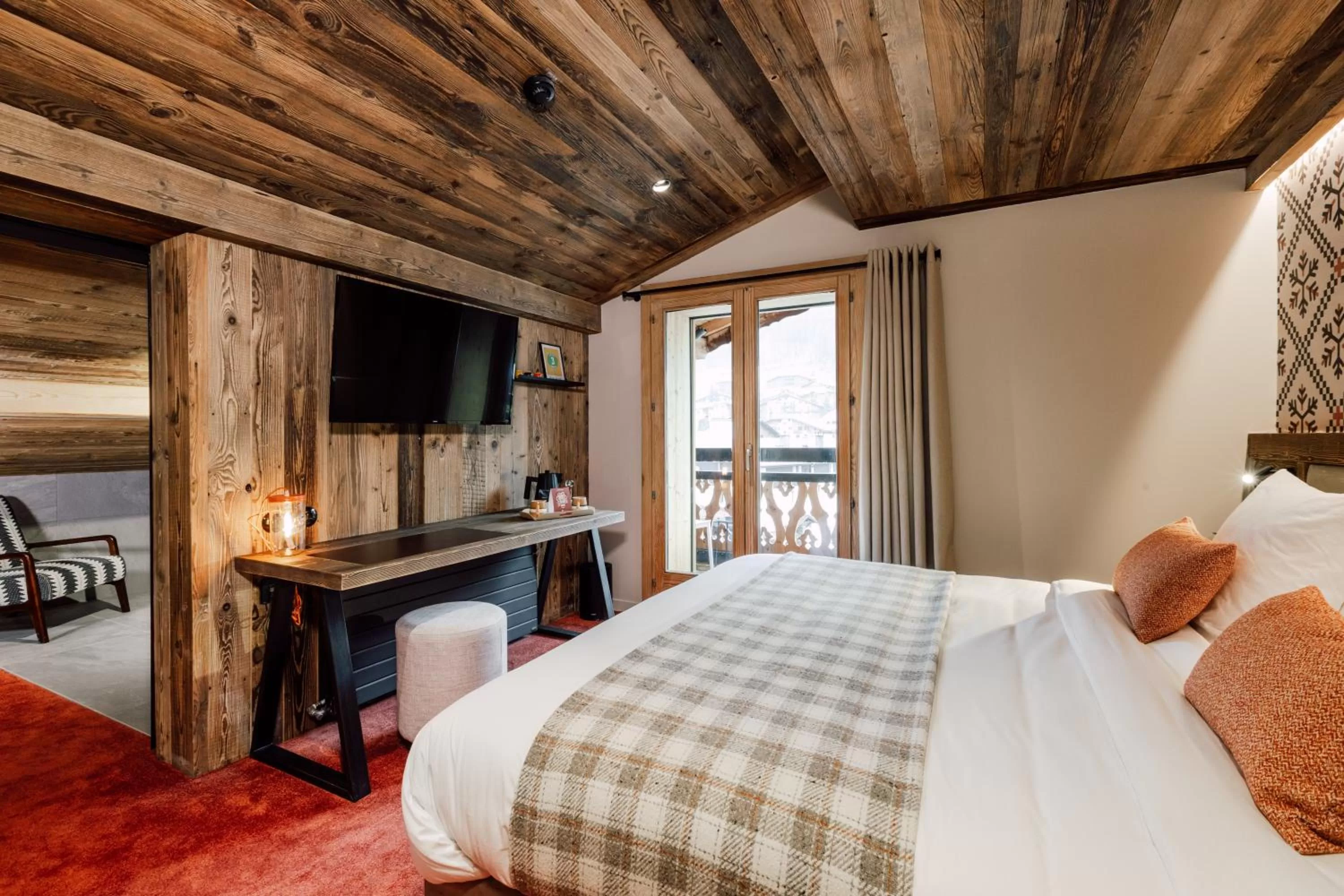 Photo of the whole room, Bed in Hôtel Névé