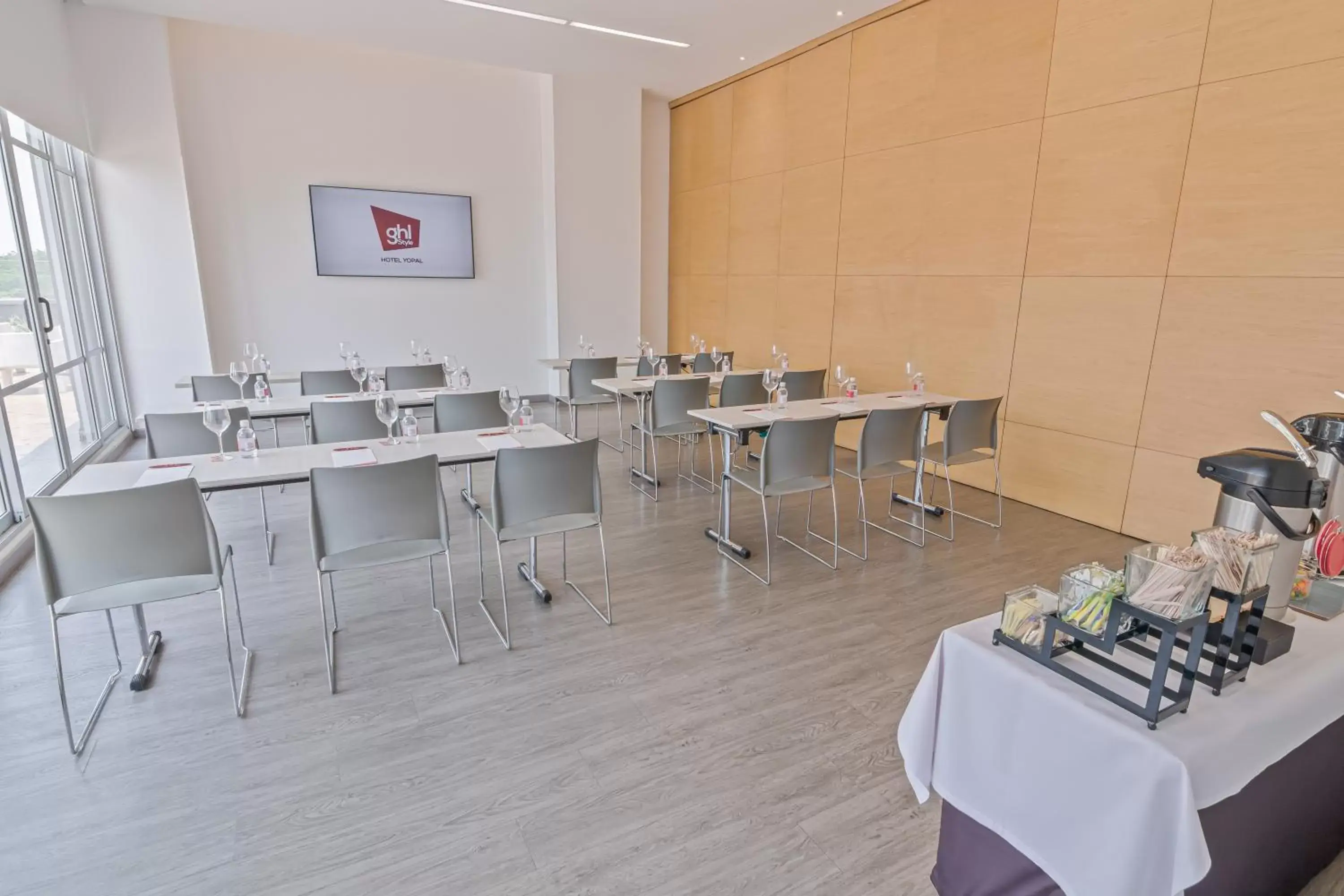 Meeting/conference room, Restaurant/Places to Eat in GHL Style Yopal