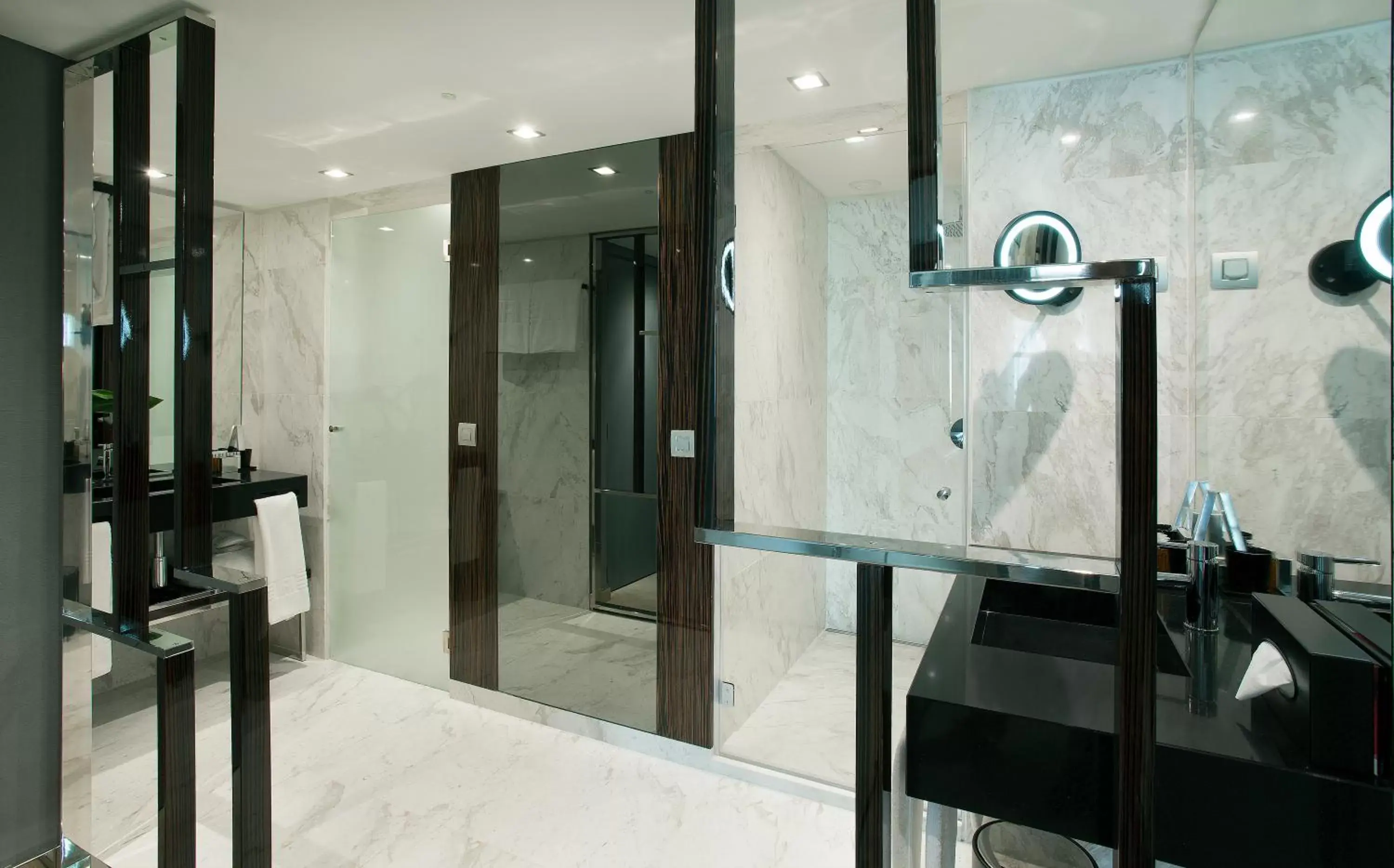 Bathroom in Altis Grand Hotel