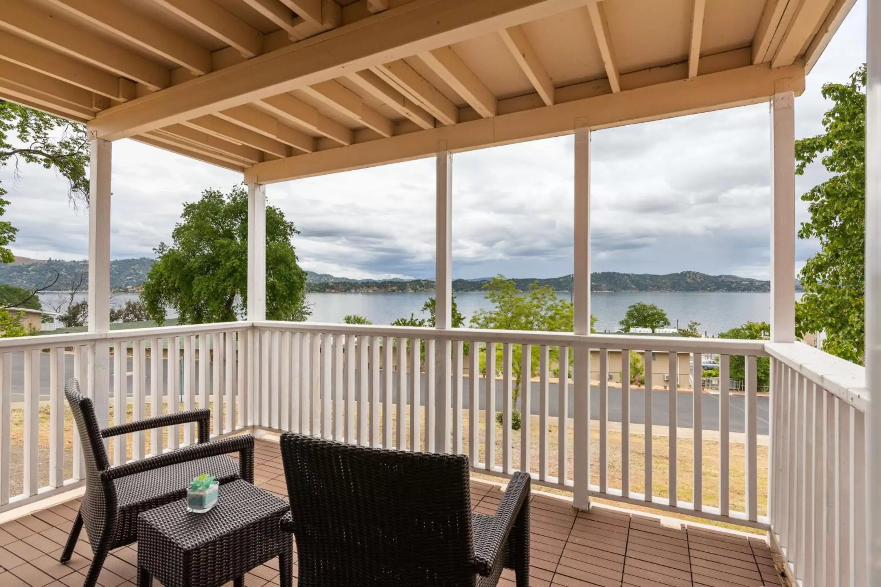 Balcony/Terrace in Konocti Harbor Resort