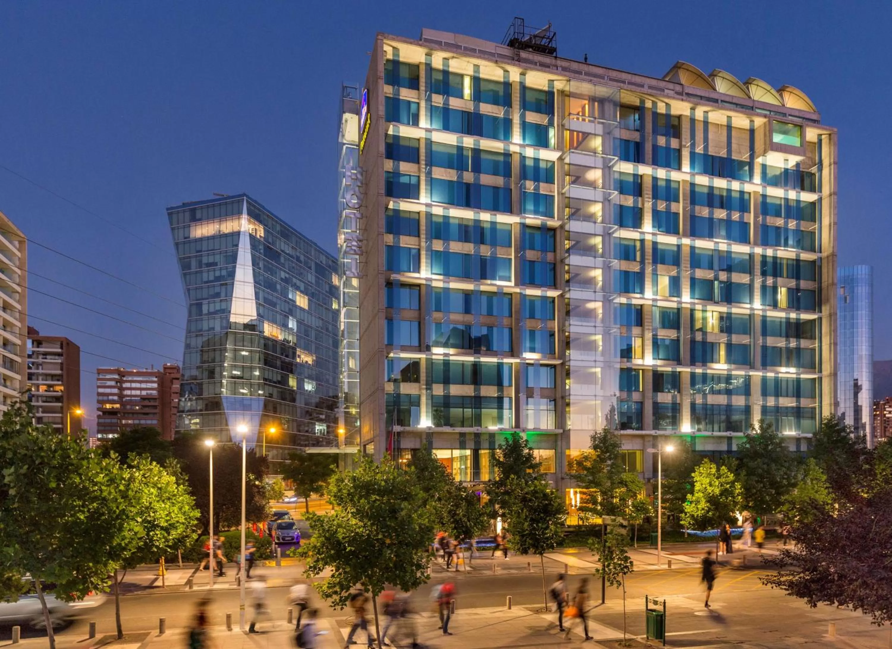 Property building in Best Western Premier Marina Las Condes