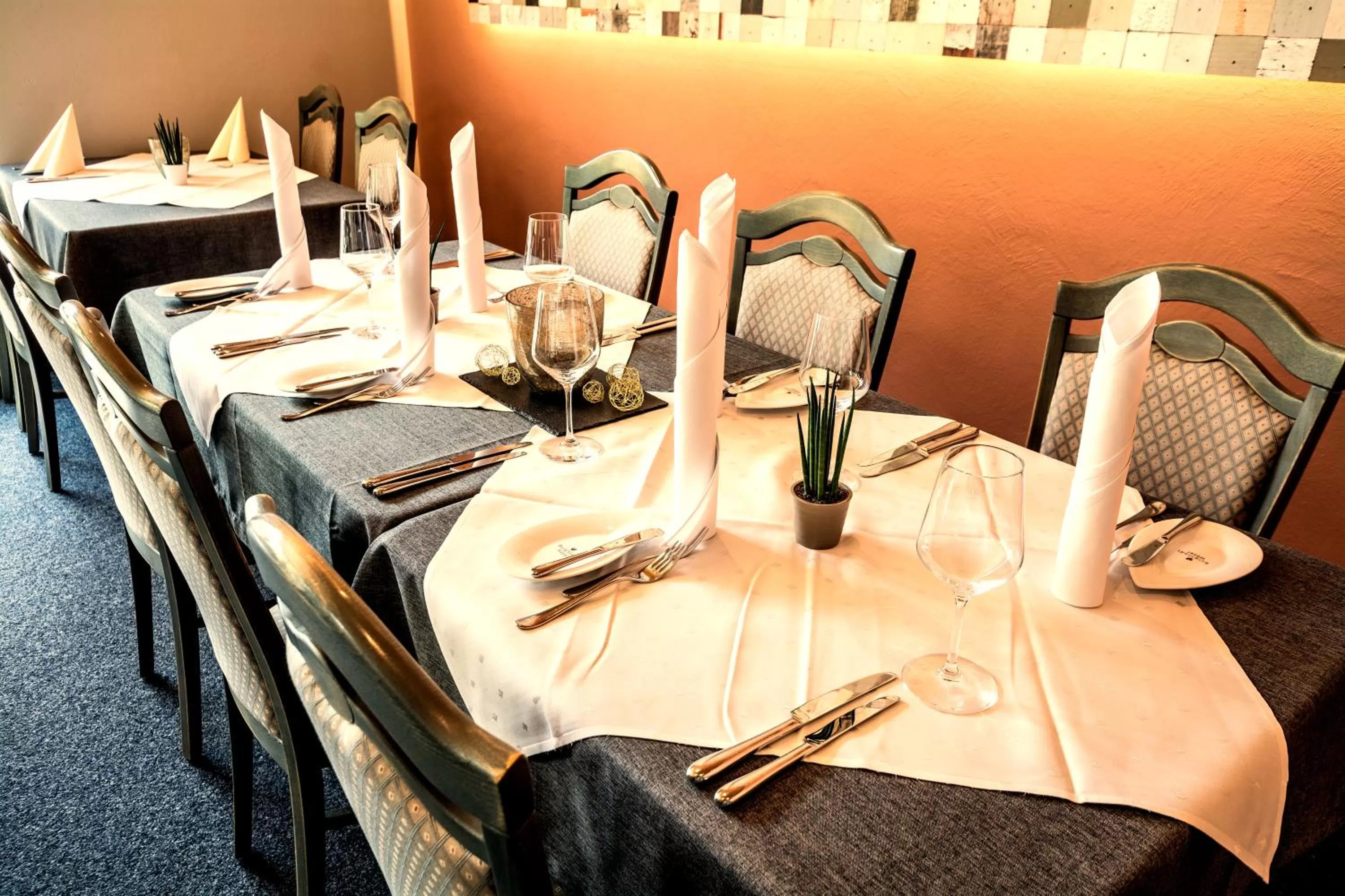 Restaurant/places to eat in BurgStadt-Hotel