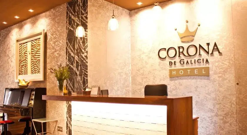 Lobby/Reception in HOTEL Corona de Galicia