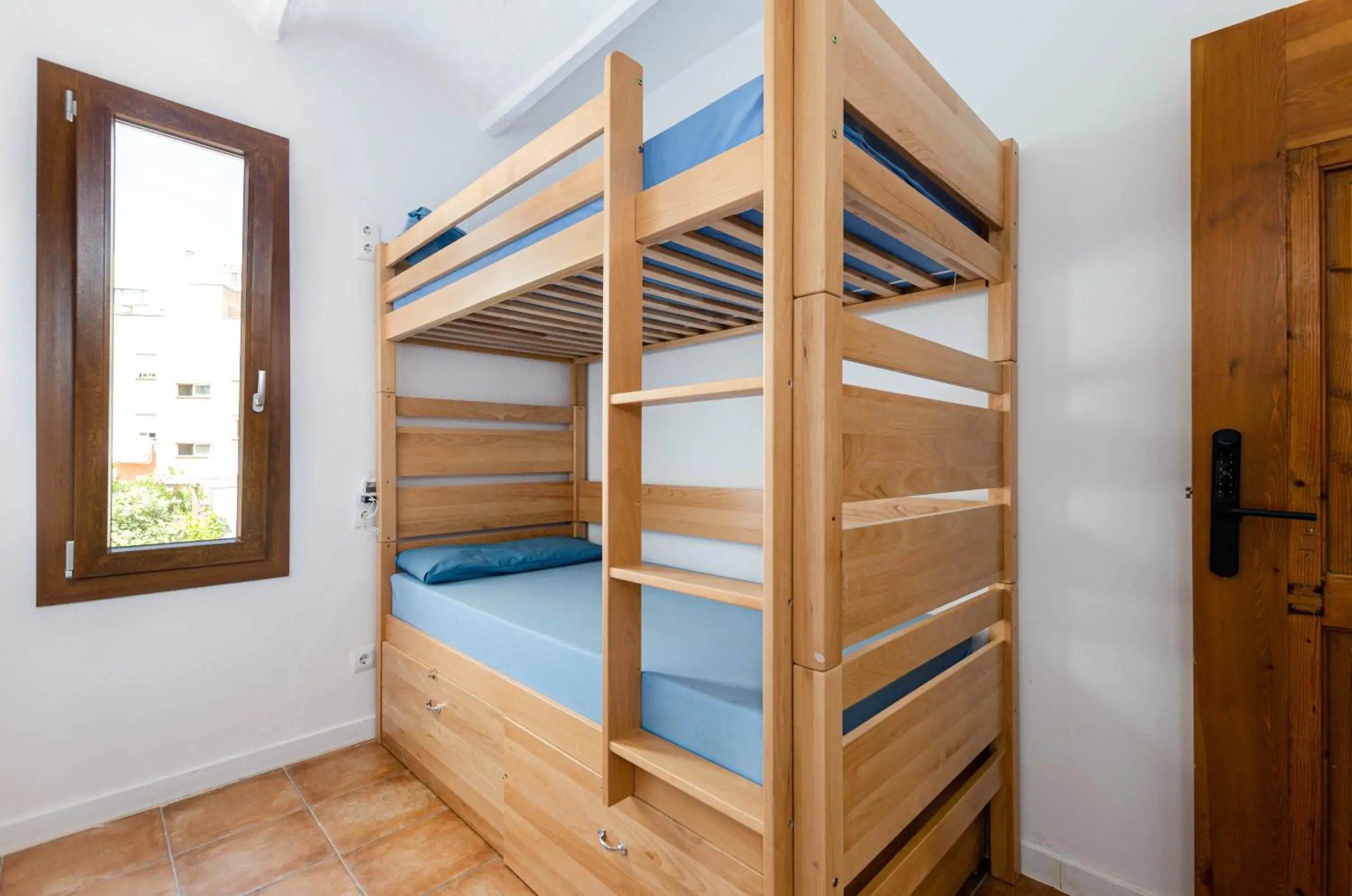 Bedroom, Bunk Bed in Urban Hostel Palma - Albergue Juvenil - Youth Hostel